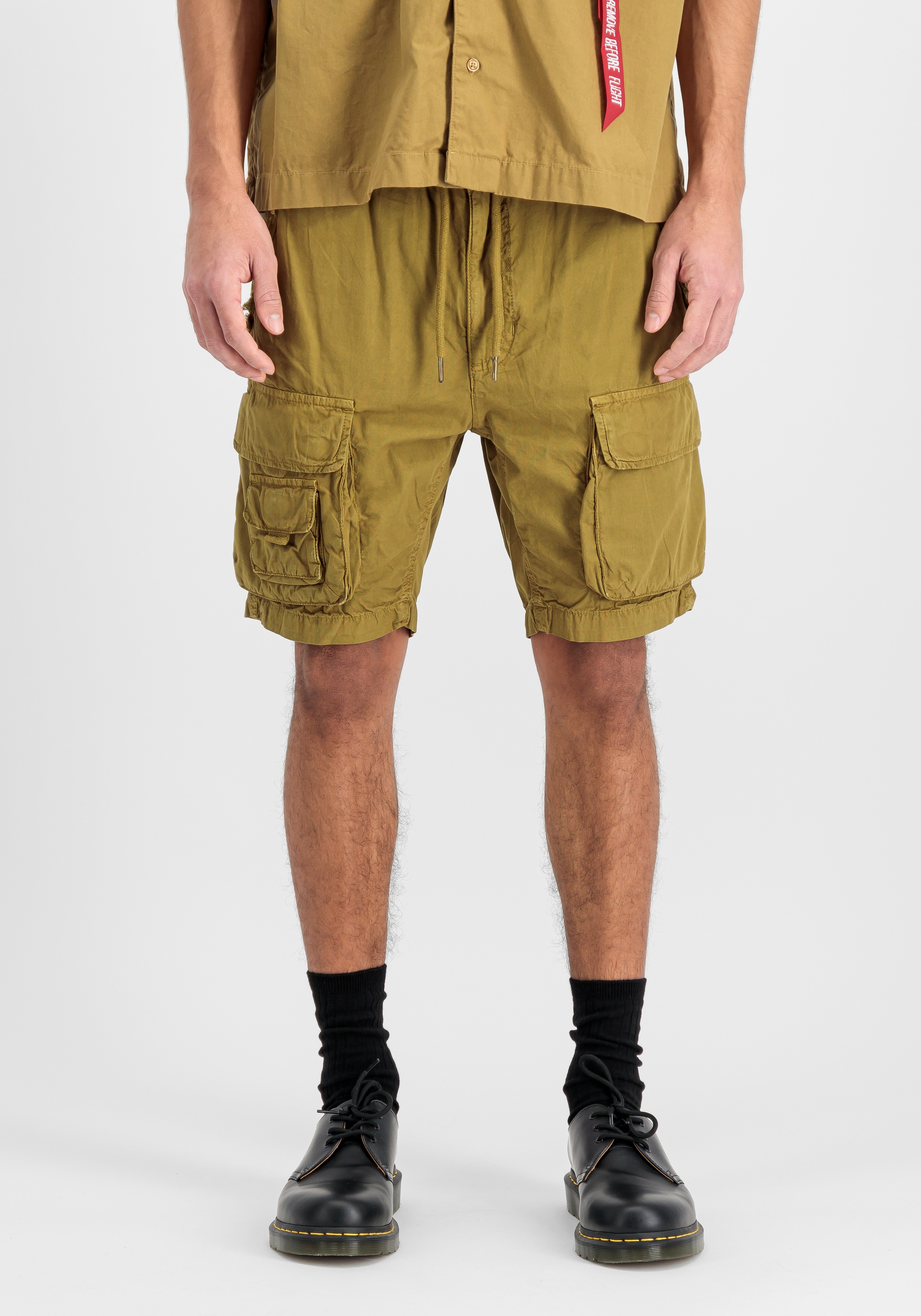 Image of Alpha Industries Shorts "Aloha Safari Shorts"