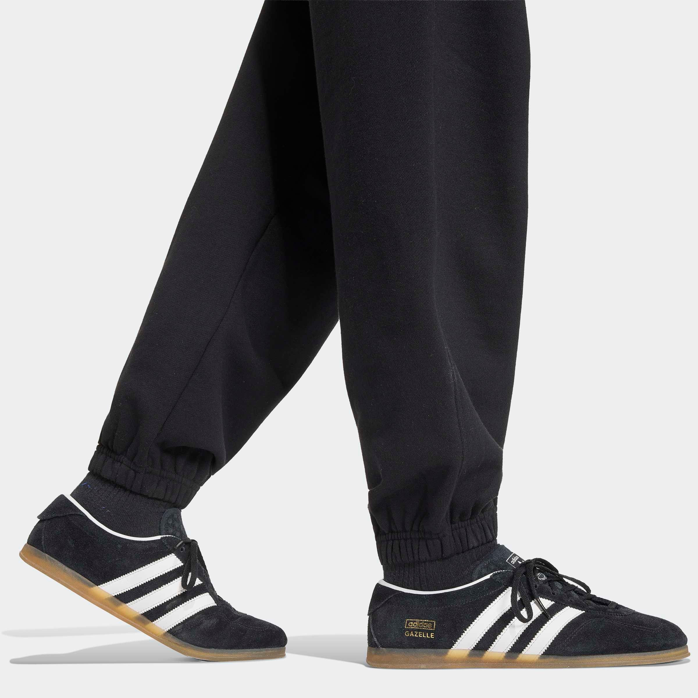 adidas Originals Sporthose »ESSENTIALS FRENCH TERRY«  mit Baumwolle, normale Weite