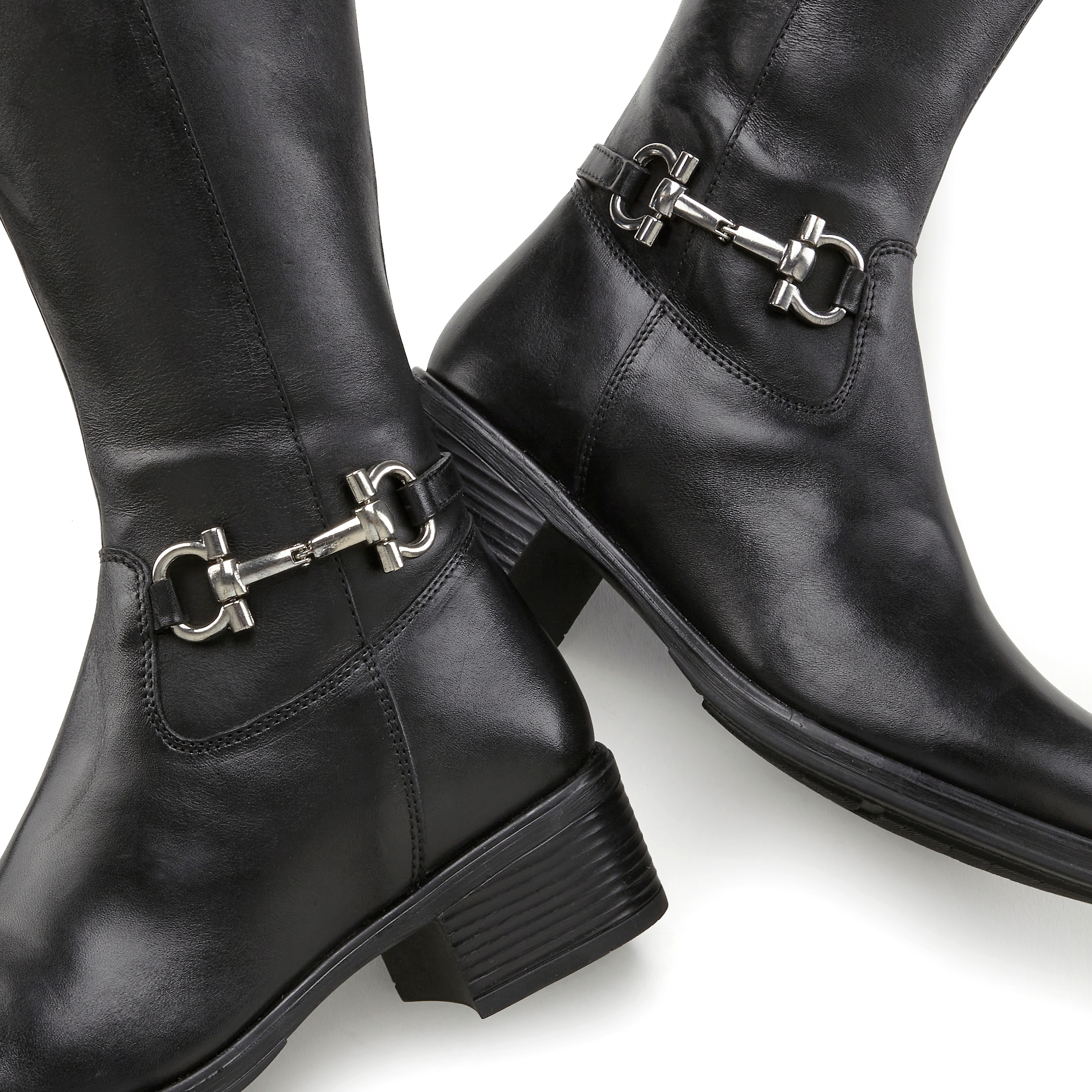 LASCANA Bottes »Stiefelette«  aus Leder mit Langschaft