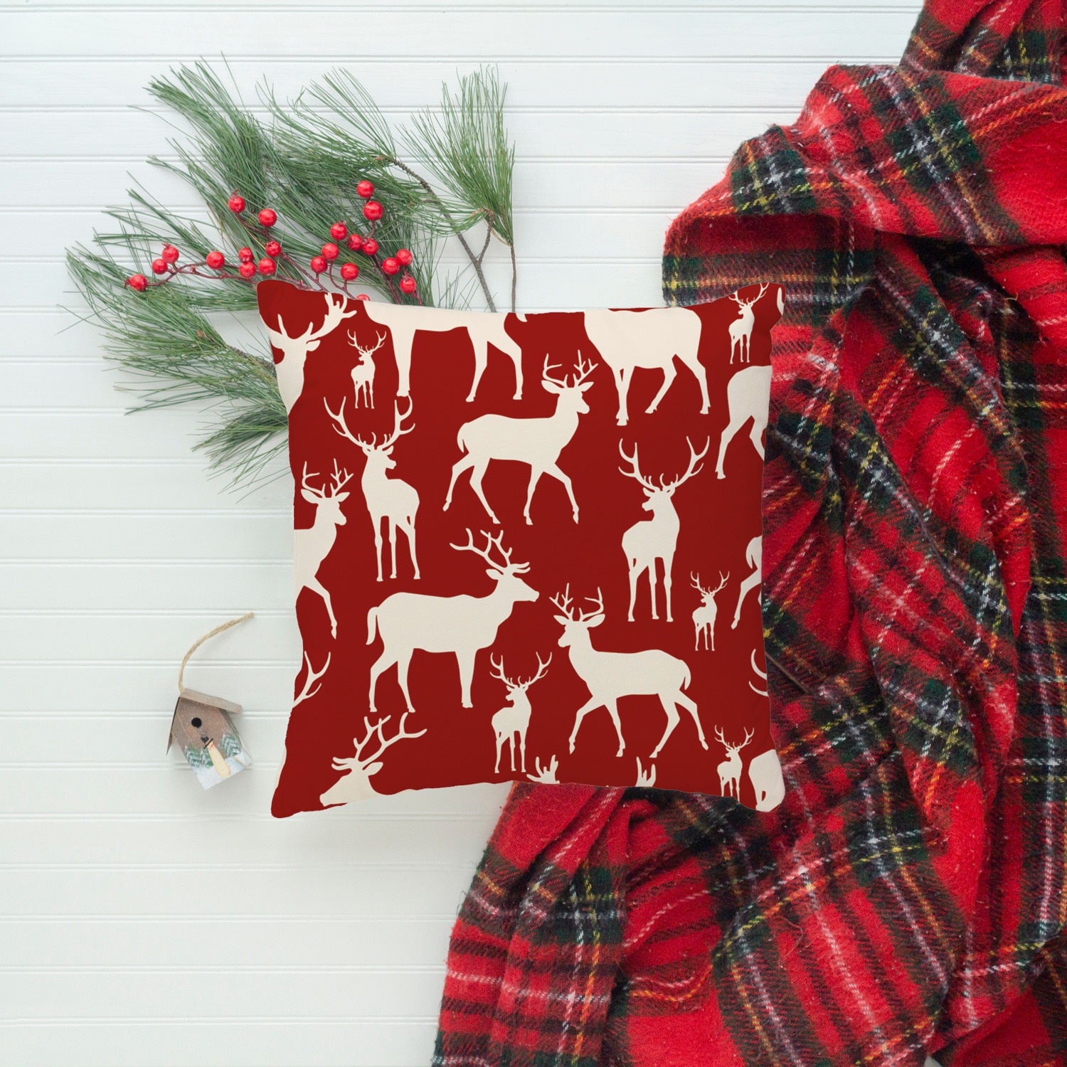 queence Dekokissen »Anthony«, Kissenhülle,Hirsche,Elche,Rot,Weihnachten,Winterlich,Weihnachtsmotiv