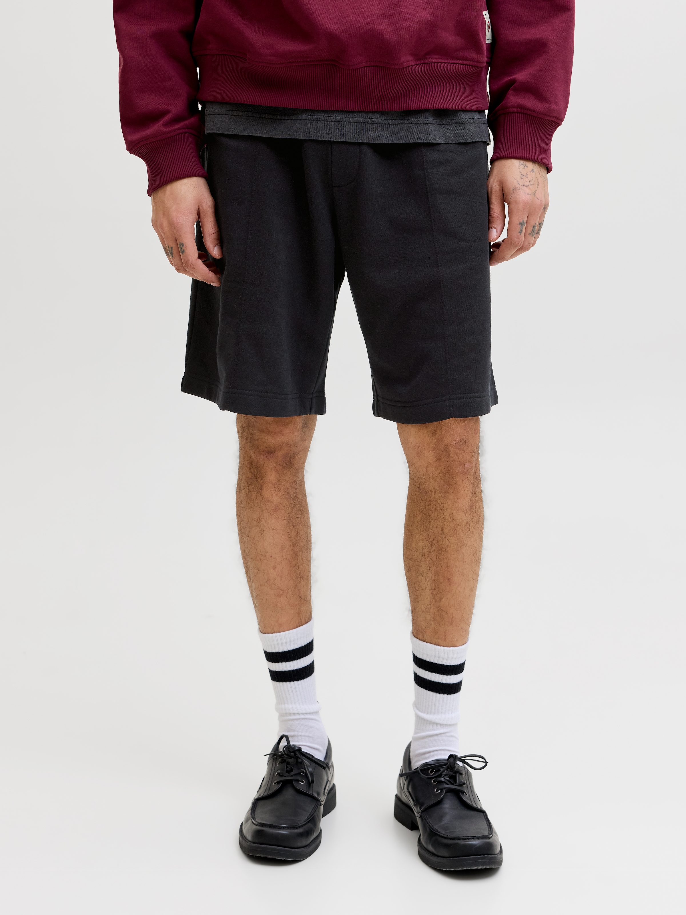 Jack & Jones Sweatshorts »JPSTKARL BRADLEY PINTUCK SHORT STYD SS26«  mélange de matériaux, coupe décontractée