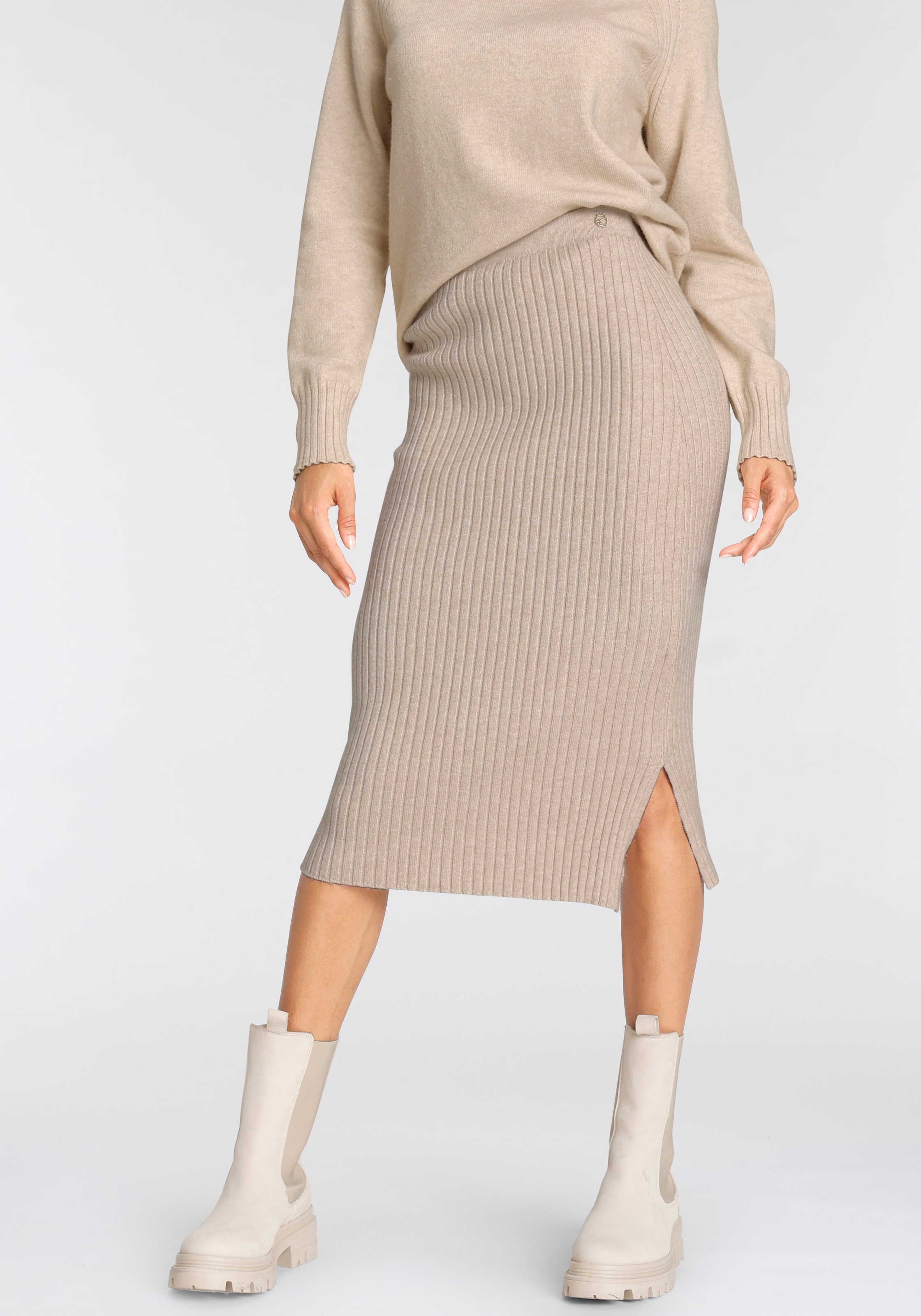 Image of Tamaris Strickrock, aus Rippe - NEUE KOLLEKTION bei Ackermann Versand Schweiz