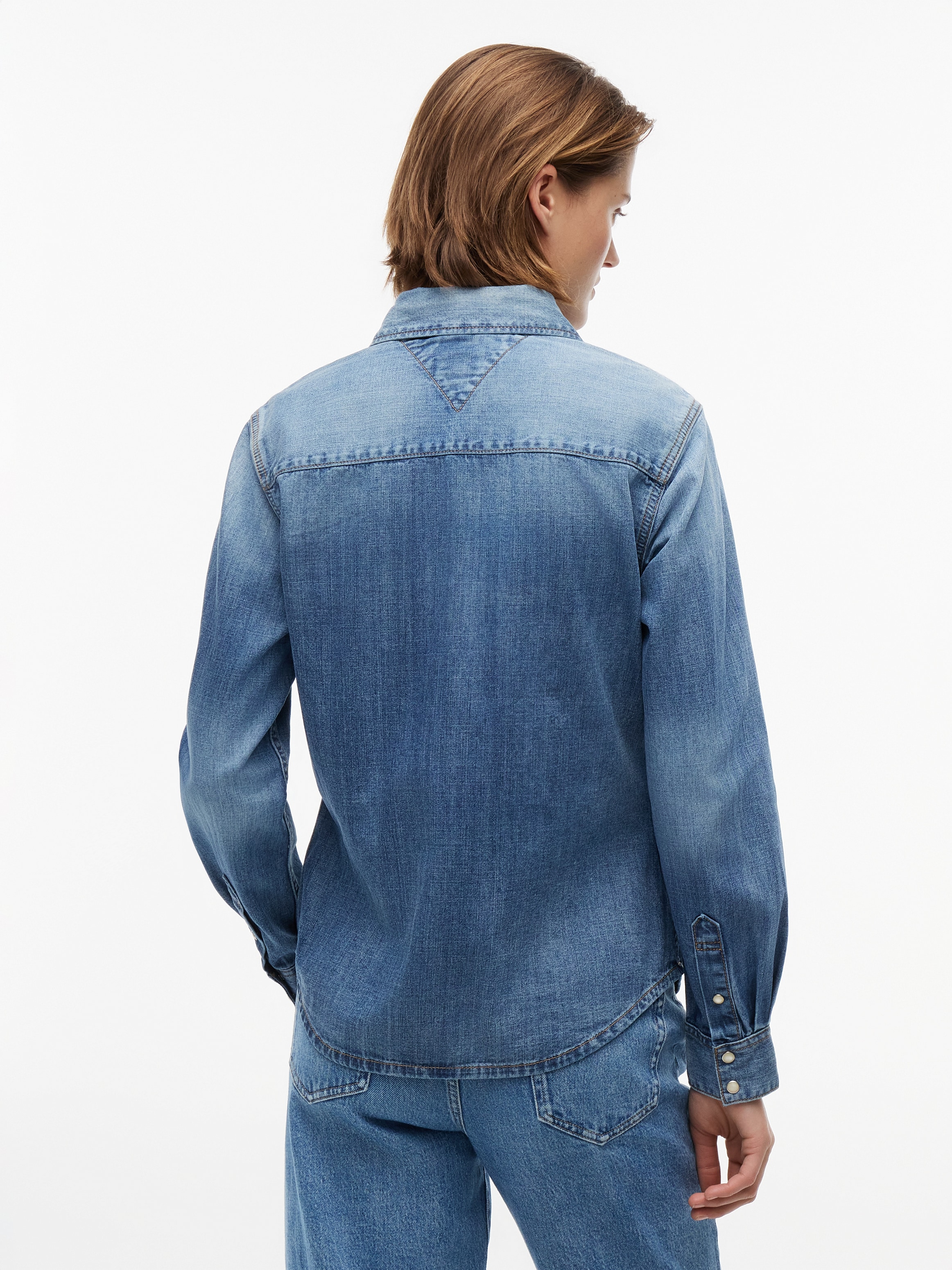 Tommy Jeans Blouse en jean »WMN REGULAR SHIRT EXT« coton, regular fit, poches poitrine