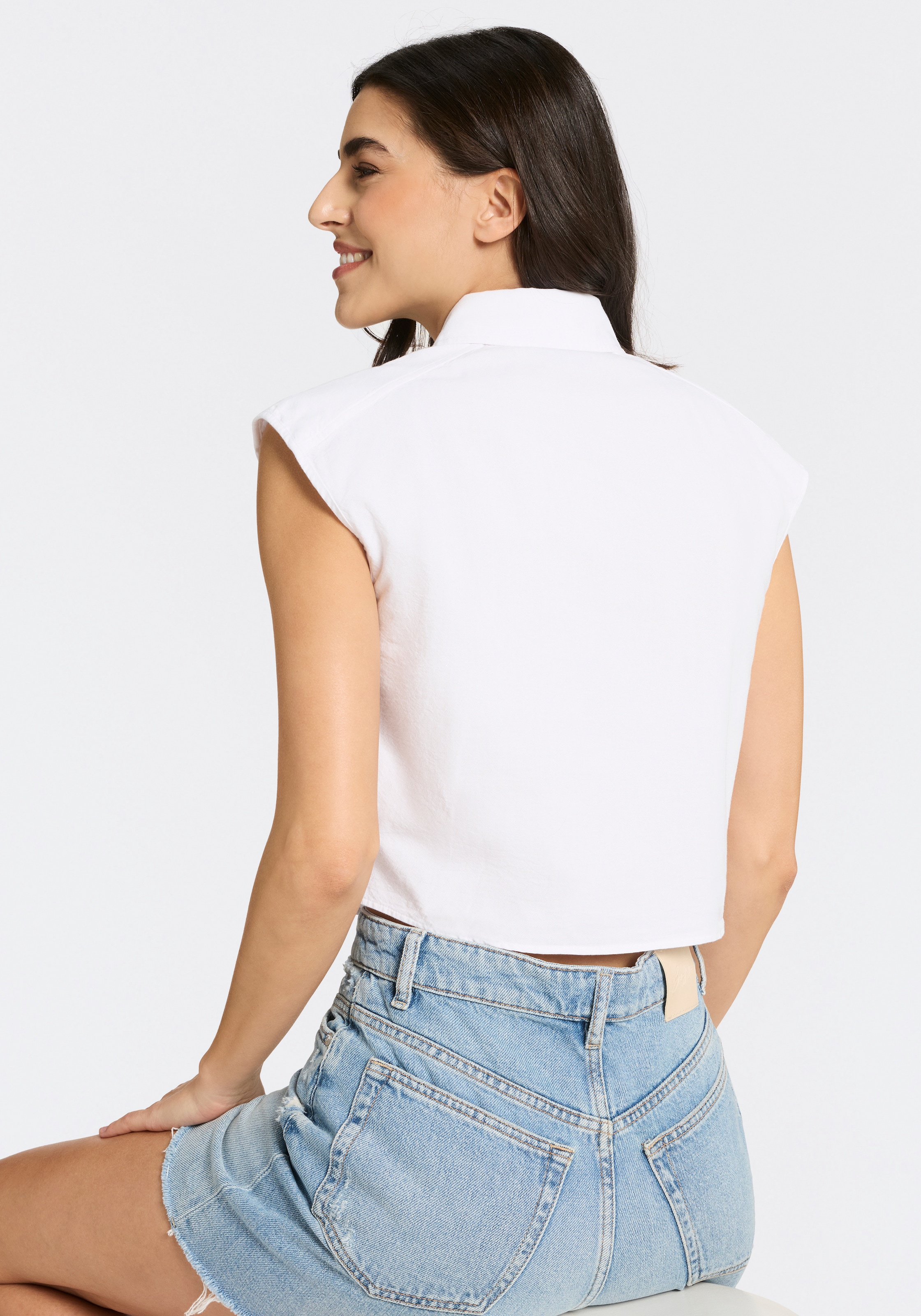 HUGO Blouse chemise »Estate« Longueur raccourcie, sans manches