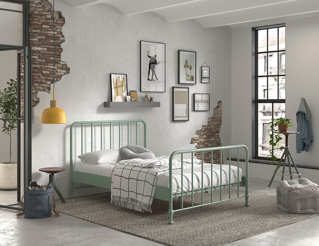Vipack Lit en métal »Bronxx, standfest gebaut, gradlinige Optik in zeitlosem Design« incl. sommier à lattes, traverse centrale et repose-pieds sous la surface de couchage