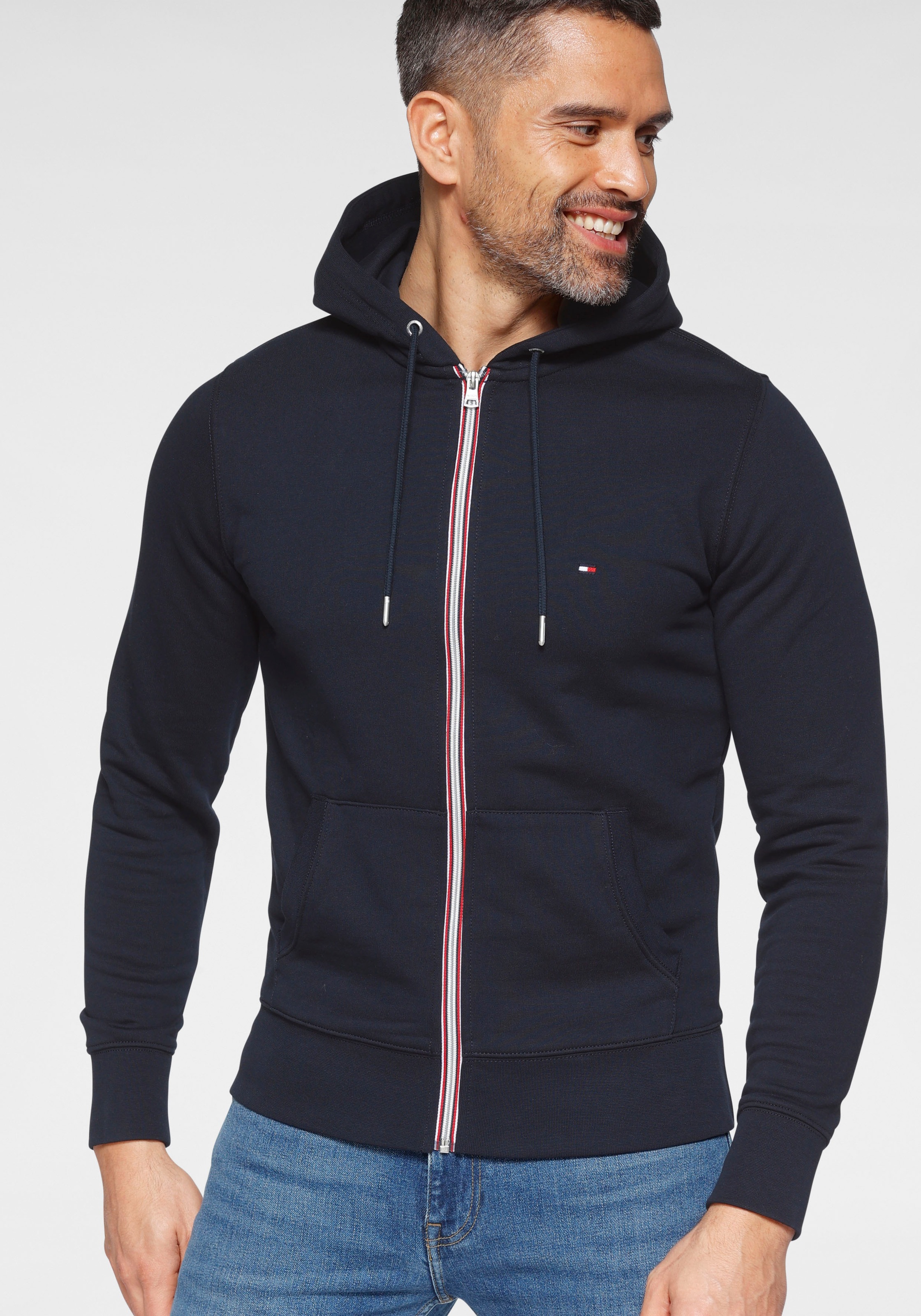 Image of Tommy Hilfiger Kapuzensweatjacke »CORE COTTON ZIP HOODIE« bei Ackermann Versand Schweiz