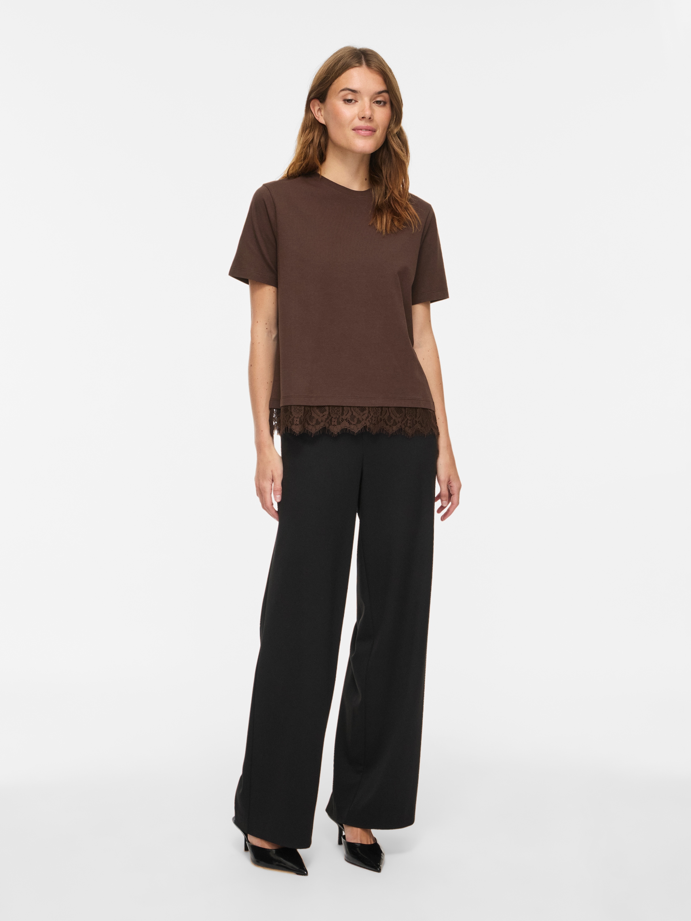 Vila Chemise en dentelle »VINORA S/S LACE T-SHIRT - NOOS« mélange de coton, coupe régulière, avec dentelle