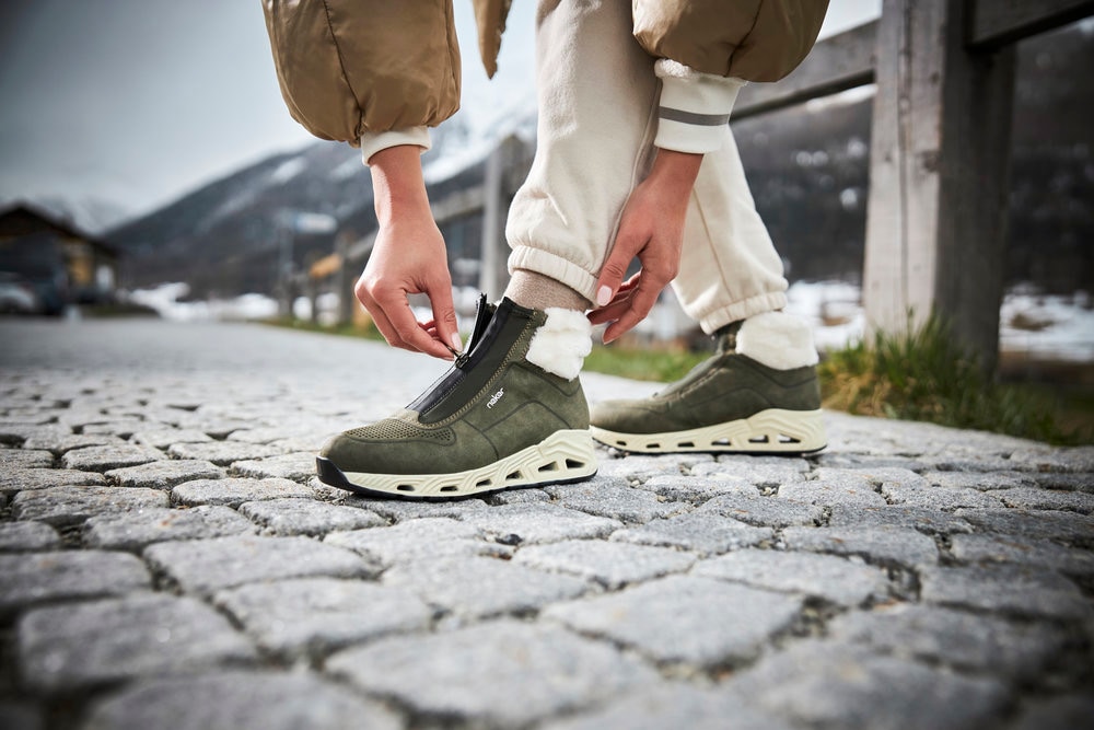 Rieker Sneaker, Freizeitschuh, Schlupfboots mit Vorder-Reissverschluss