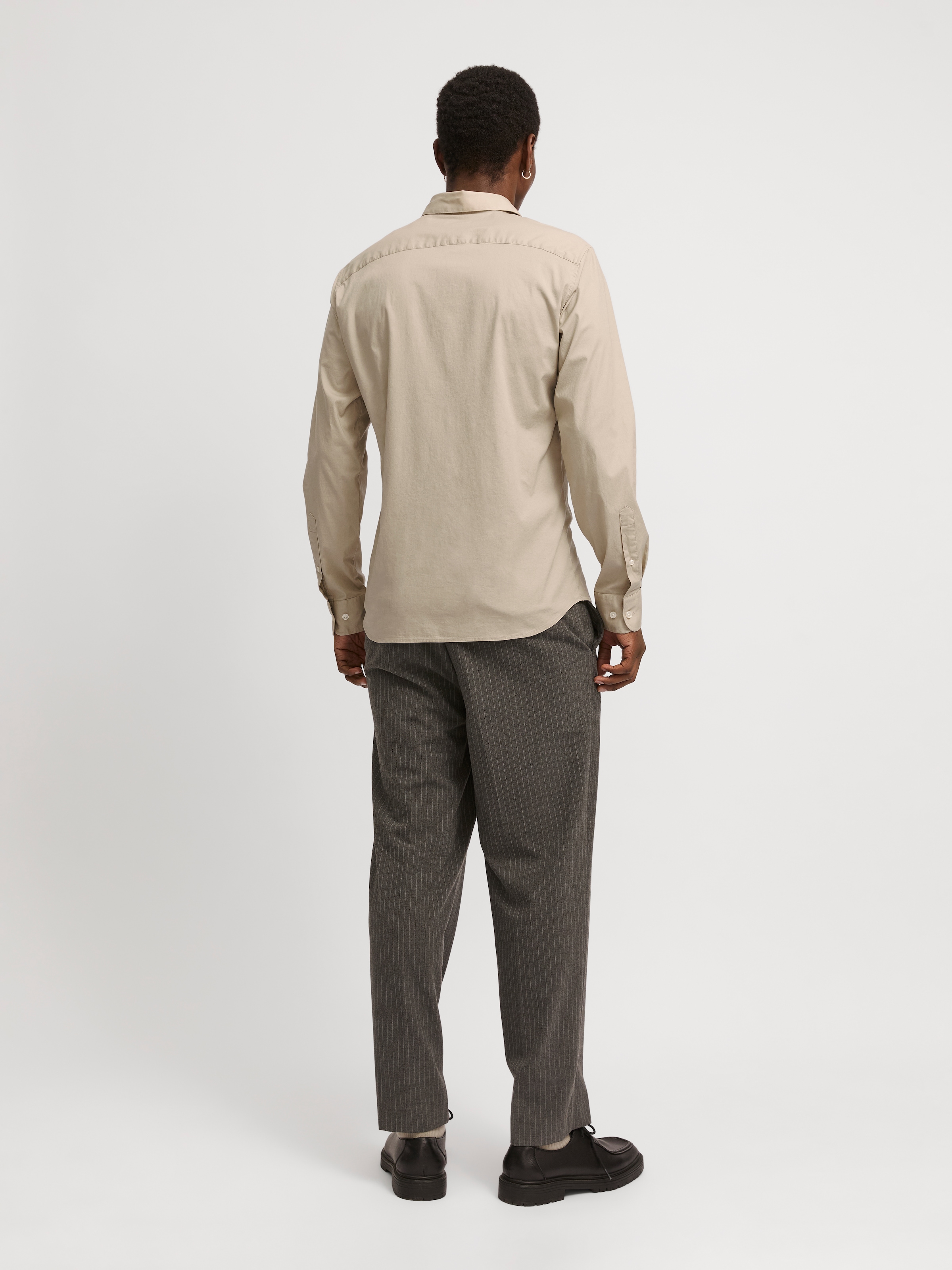 Jack & Jones Langarmhemd »JPRBLAJAXON mit Stretchanteil und stylischem Kragen«, unifarben, slim fit, Web, Hemdkragen, atmungsaktiv