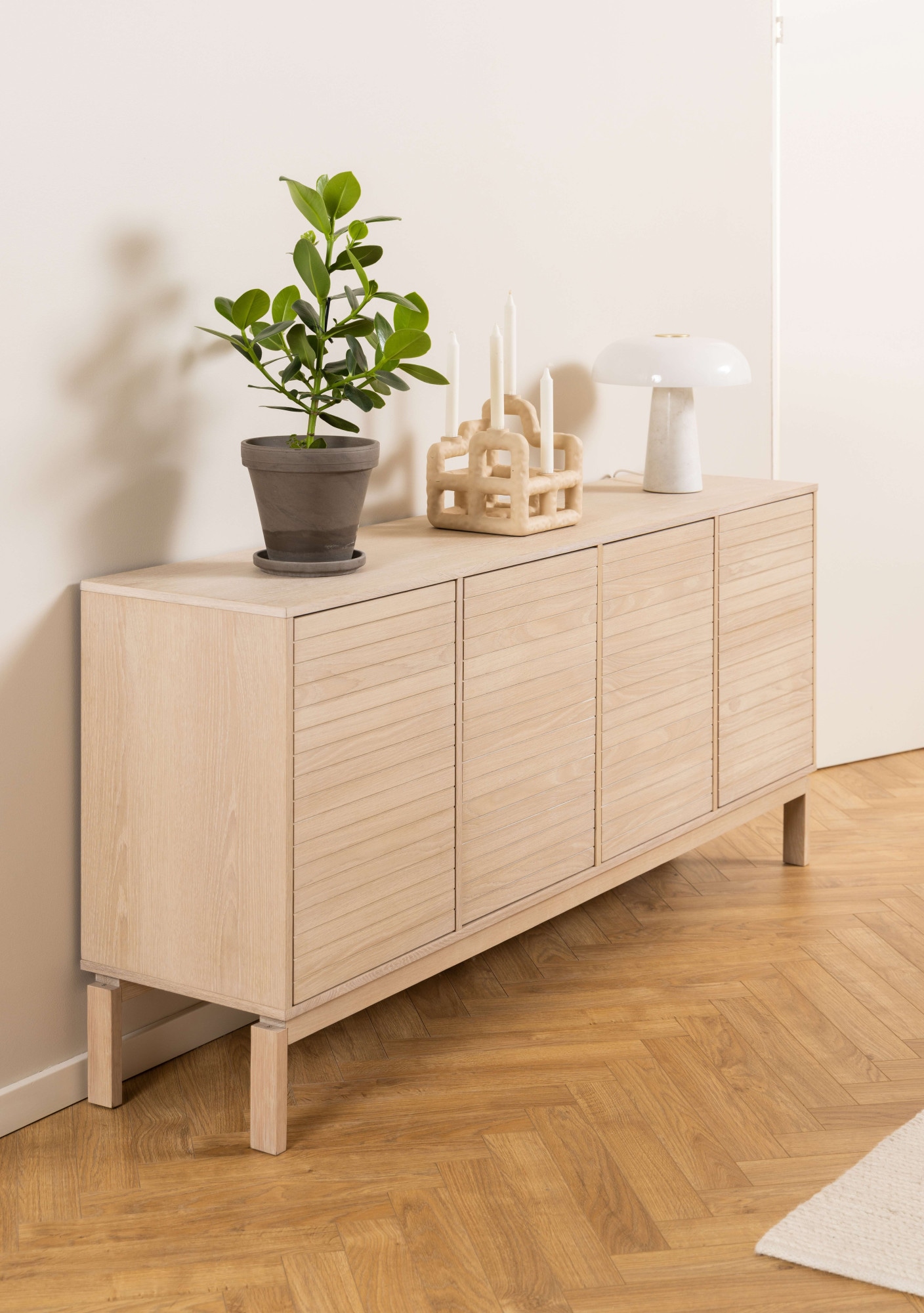 Image of ACTONA GROUP Sideboard "Linley Anrichte, Lamellenfront," gerillte Front, Eiche furniert, 4 Türen, 4 E-böden, B: 180 cm