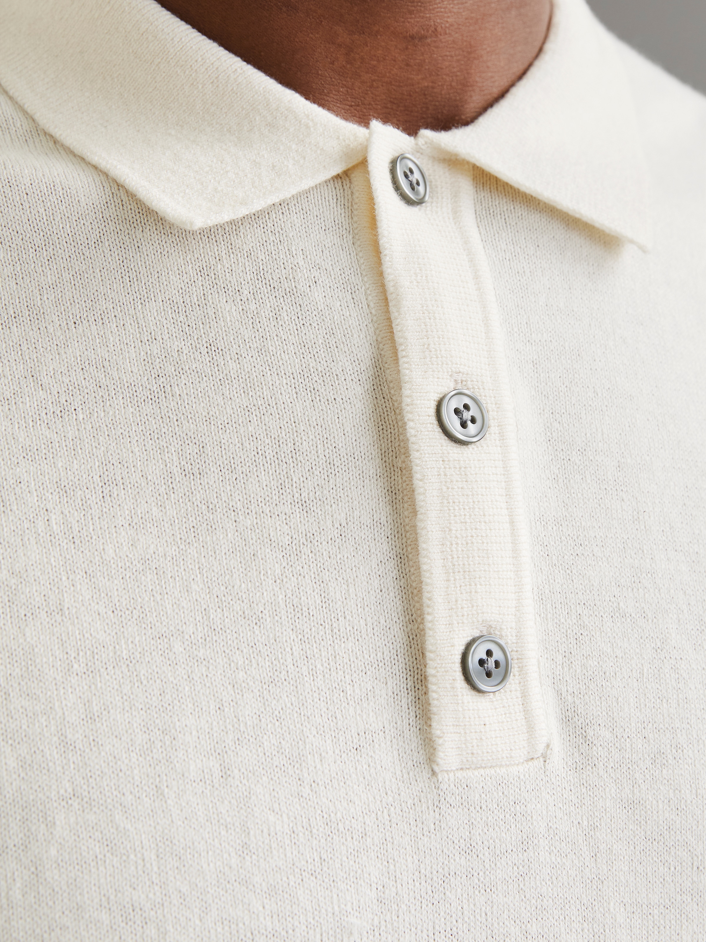 Jack & Jones Kurzarmpullover »JJEEMIL KNIT RELAXED POLO SS SN«, mit Polo Kragen