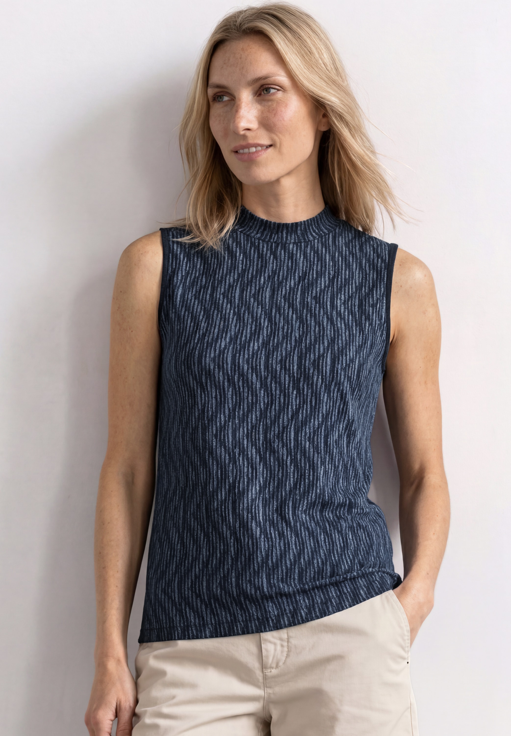 STREET ONE Haut de chemise Top d'été avec motif graphique et col roulé