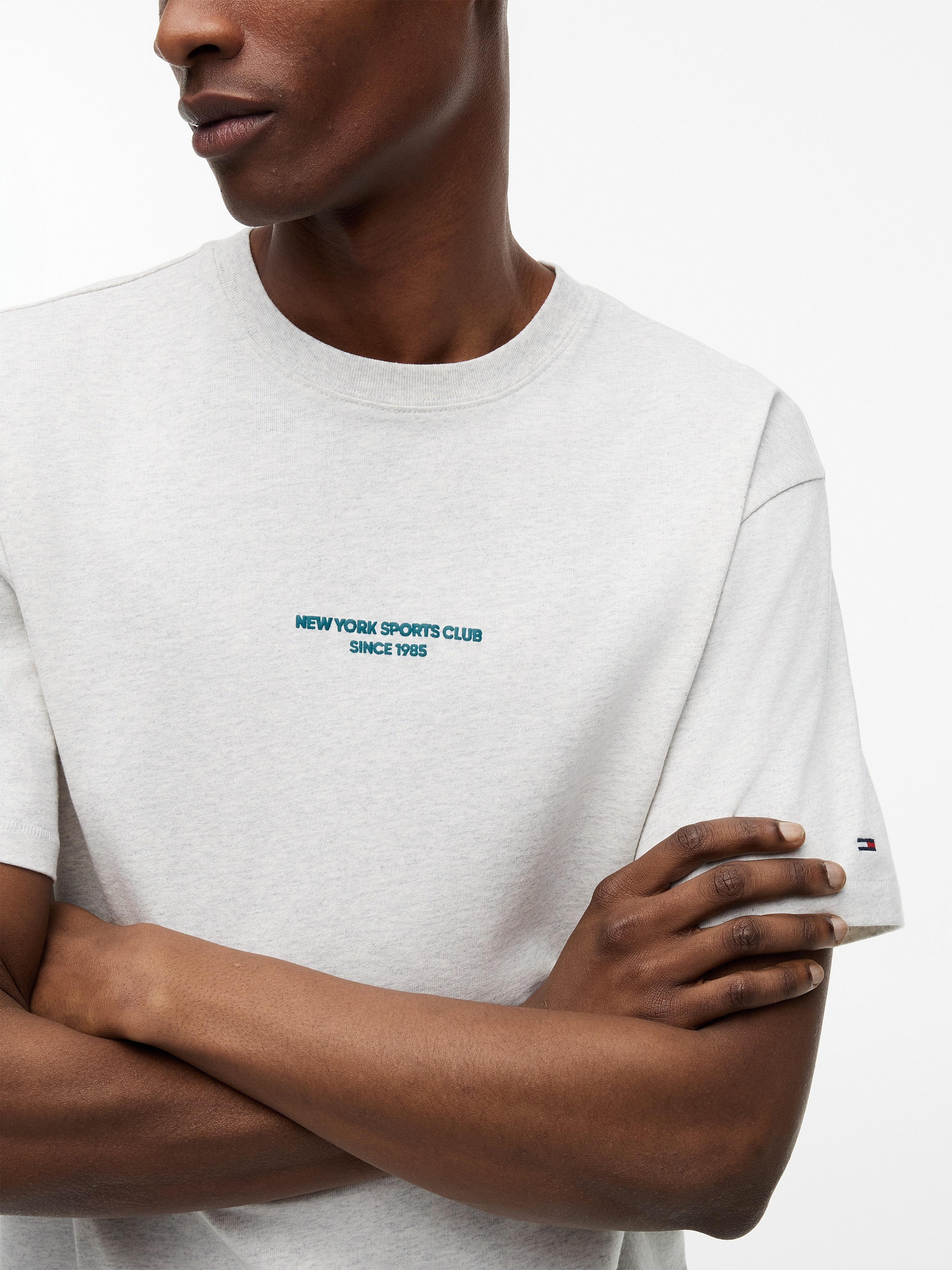 Tommy Jeans T-Shirt »TJM RELAX FIT SAILBOAT« aus Jersey mit Rückengrafik