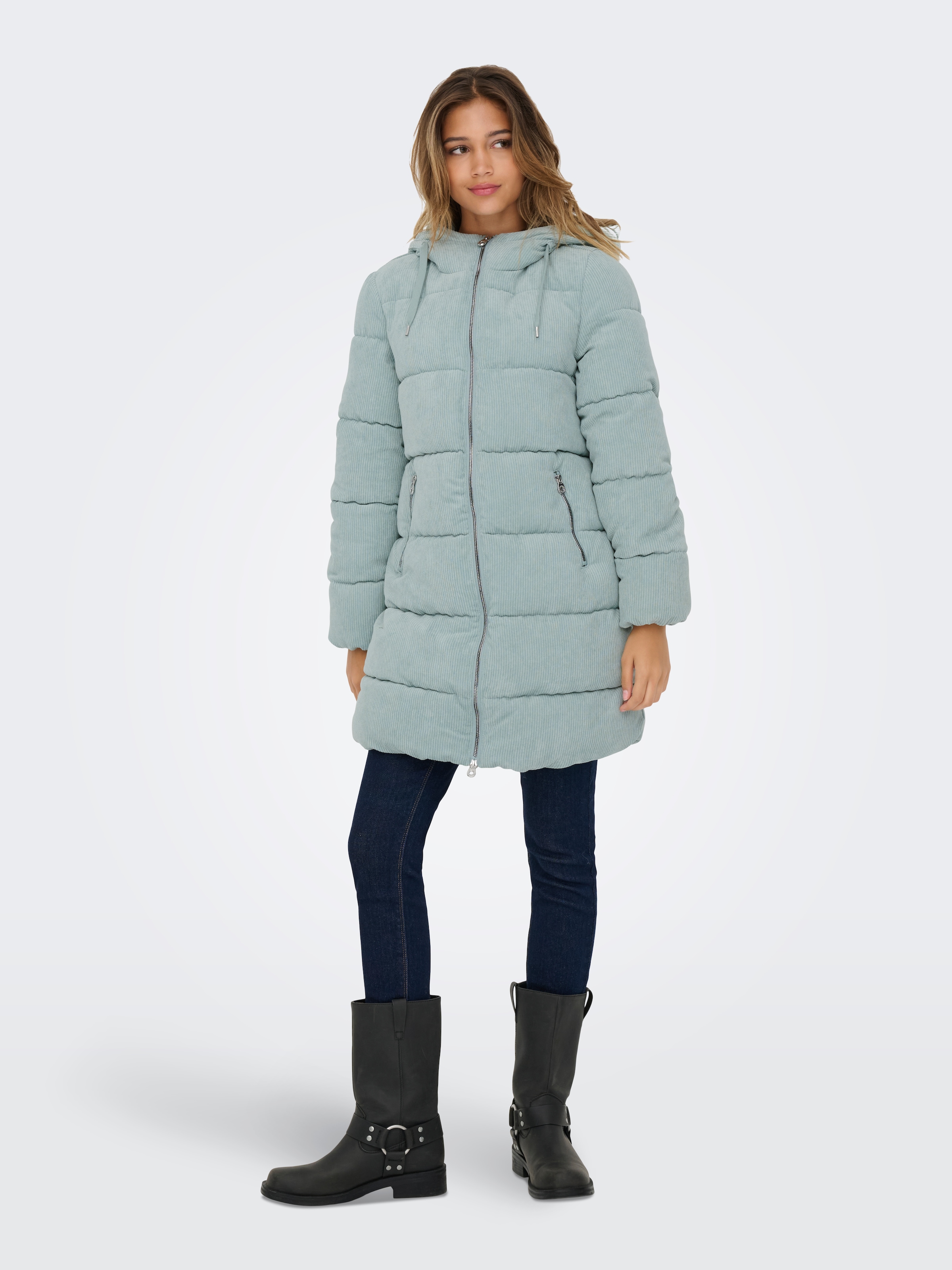 ONLY Steppjacke »ONLDOLLY LONG CORDUROY PUFFER OTW«, mit Kapuze, aus feinem Cordmaterial