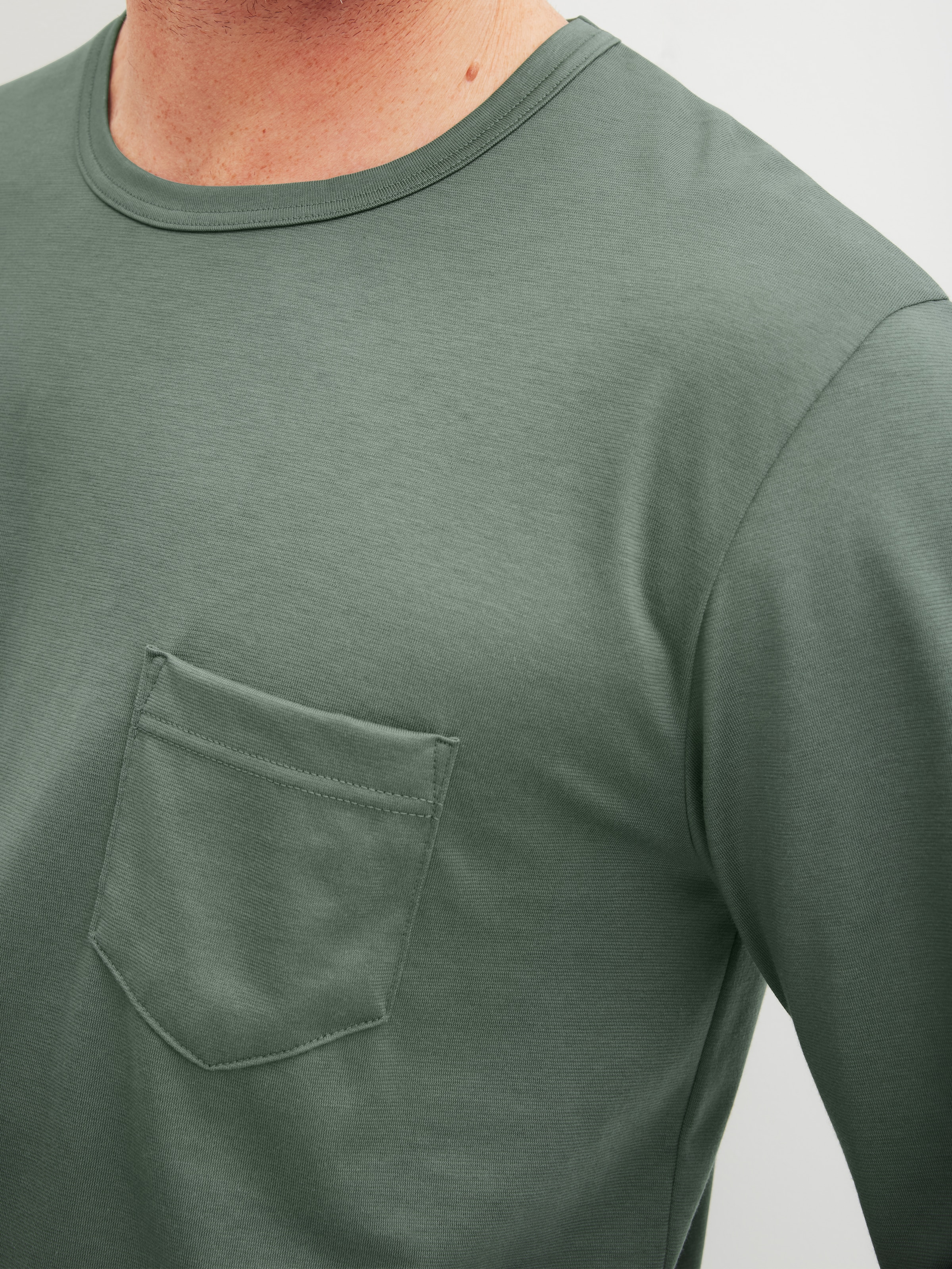 CALIDA Schlafanzug »Relax Imprint 2« 2 tlg. Langarm-Shirt & Hose mit geradem Bein
