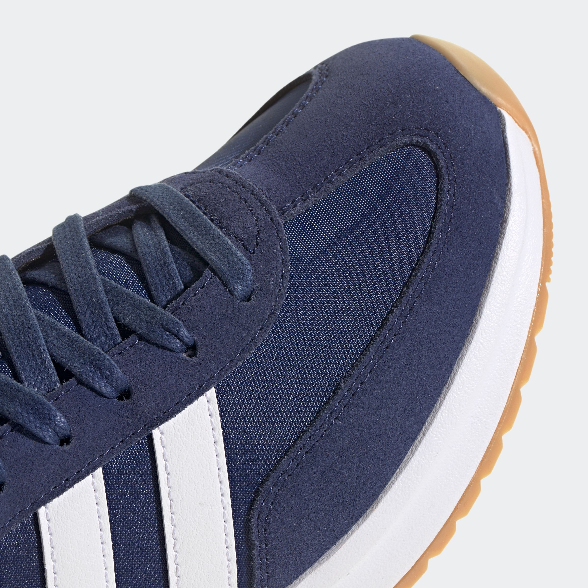 adidas Sportswear Sneaker »RUN 70S 2.0«, inspiriert vom Design des adidas SL72