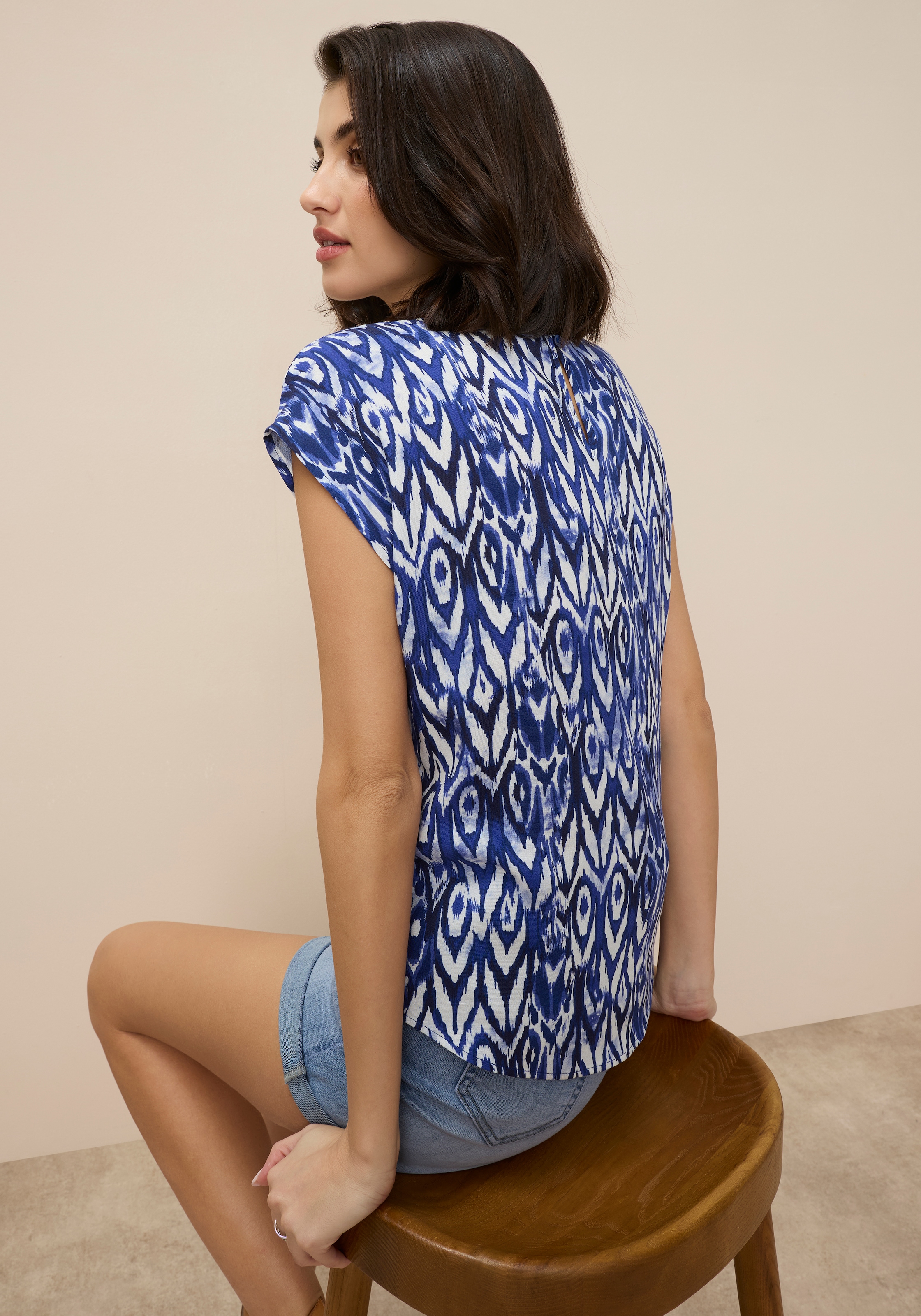 Tamaris Chemisier à chemise mit abgerundetem Saum