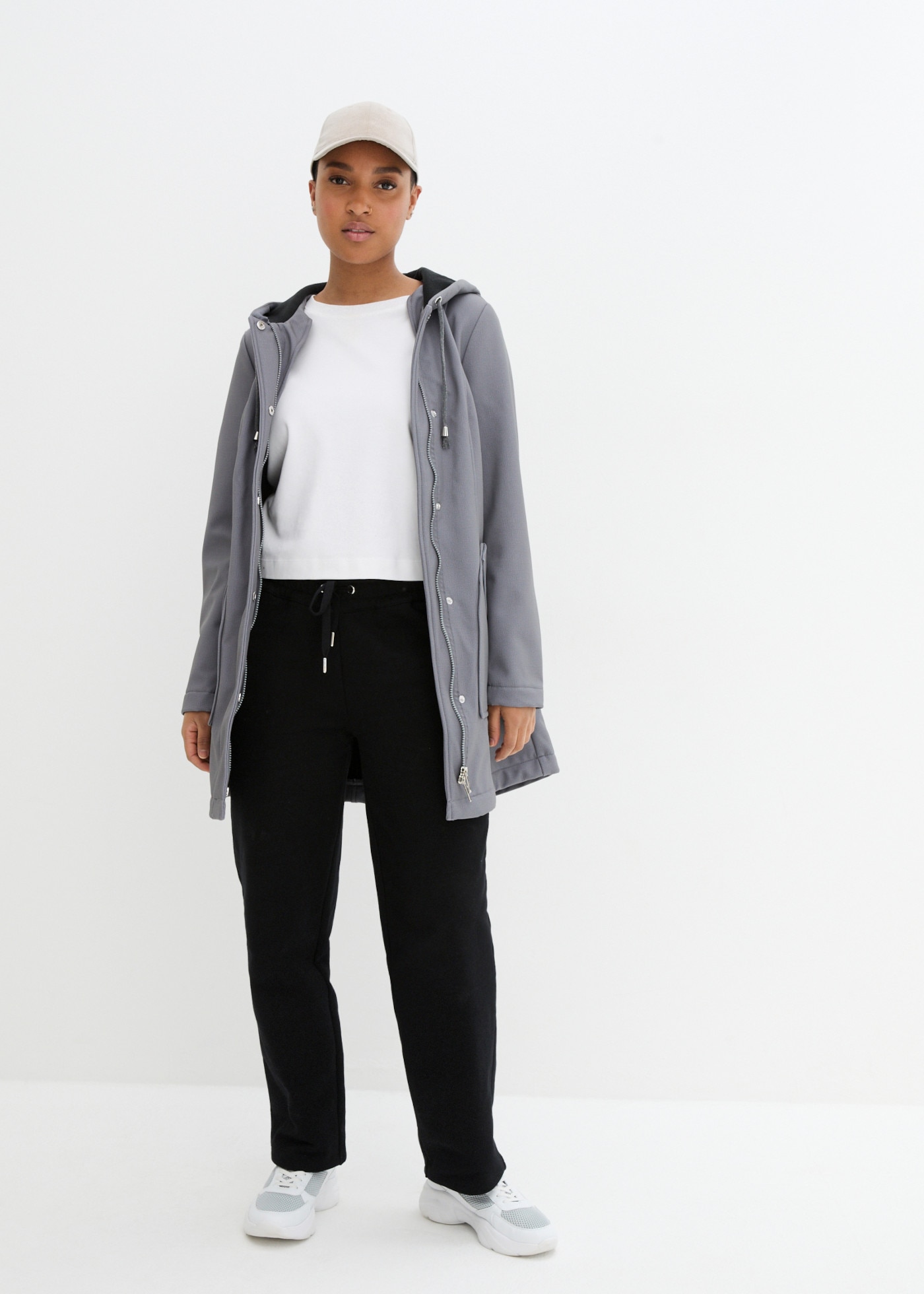 bonprix Veste softshell style sportif, coupe droite, avec coutures décoratives