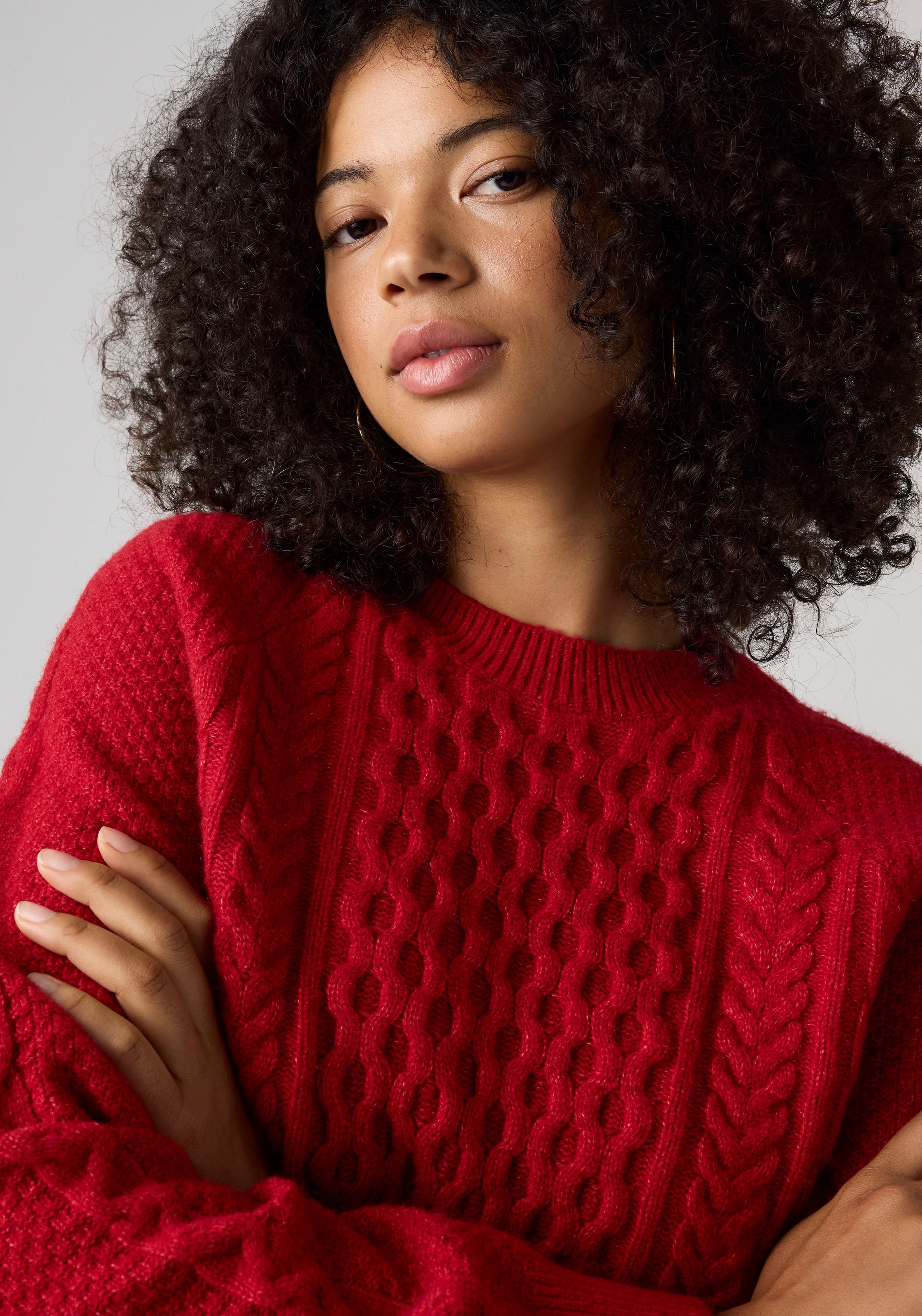 Levi's® Rundhalspullover »JOLIE CABLE CREWNECK SWEATER« mit Zopfmuster, weicher Materialmix