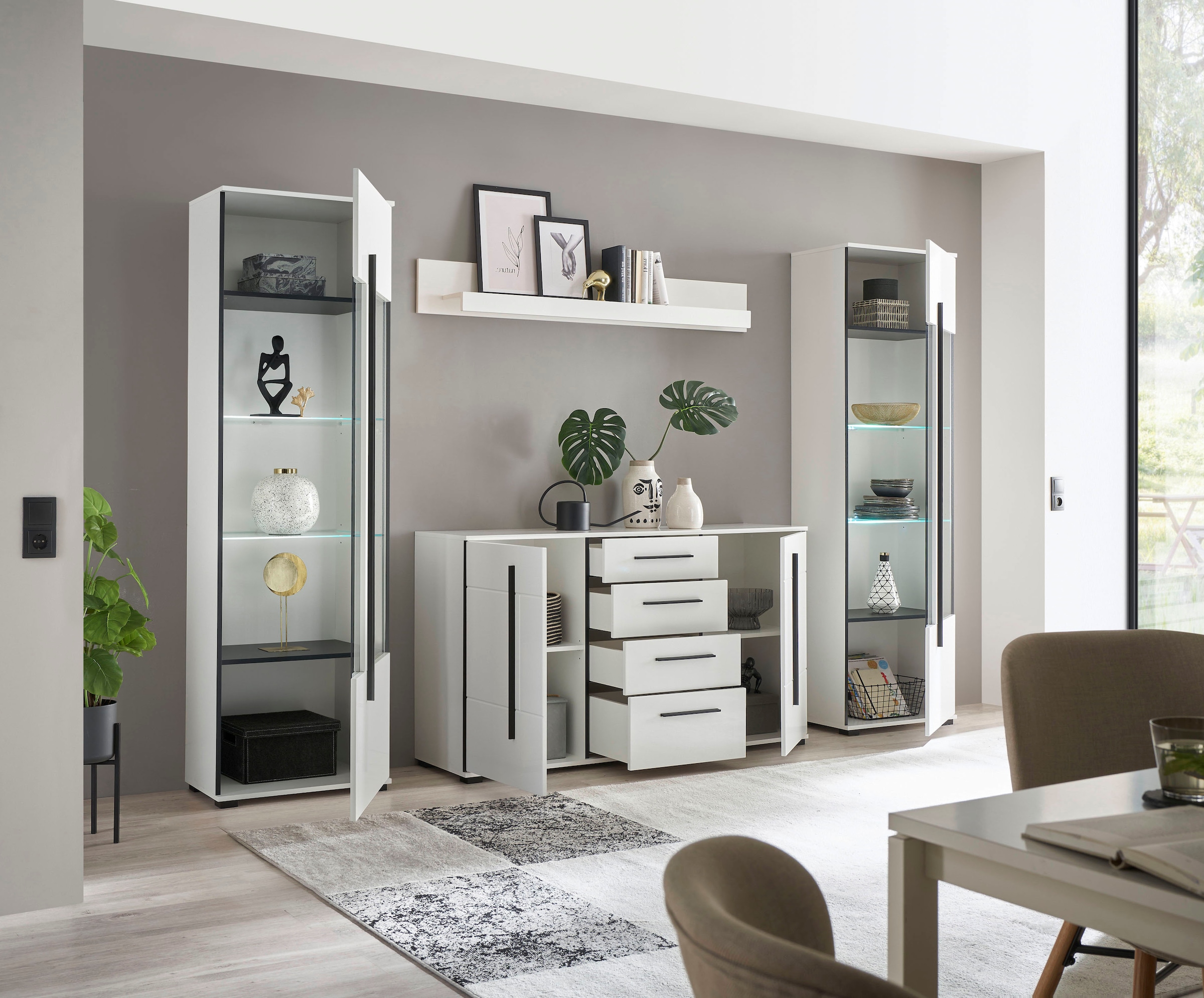 INOSIGN Wohnwand »Cantara, moderne Anbauwand, Wohnzimmer-Set, in Eiche Evoke oder Weiss«, (Set), enthält zwei Vitrinen, ein Sideboard und ein Wandboard