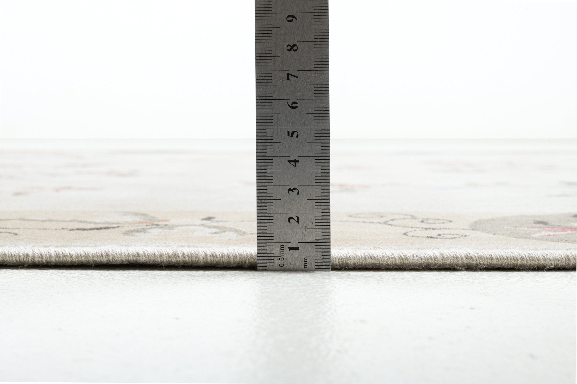 Gino Falcone Teppich »Cherina GF-130« rechteckig 8 mm Höhe zartes Blüten Design, mit Bordüre, leichter Glanz, 100 % Viskose