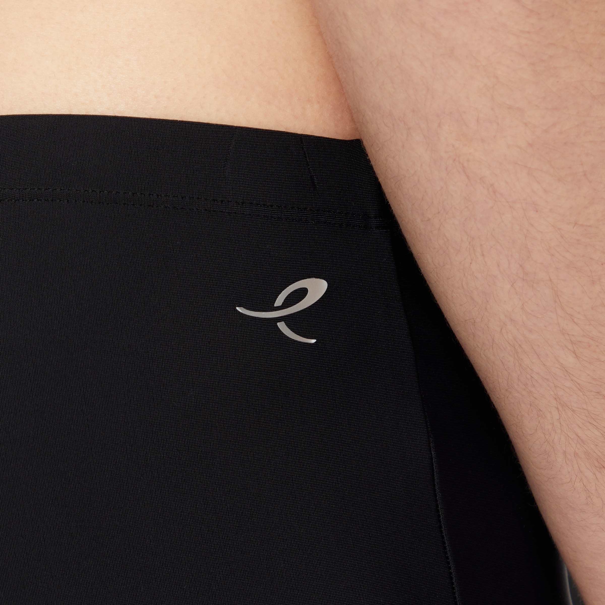 McKINLEY Badehose »HE.-BADEHOSE NORM TRUNKS M« mit Regular Fit, elastisches Material, normale Leibhöhe