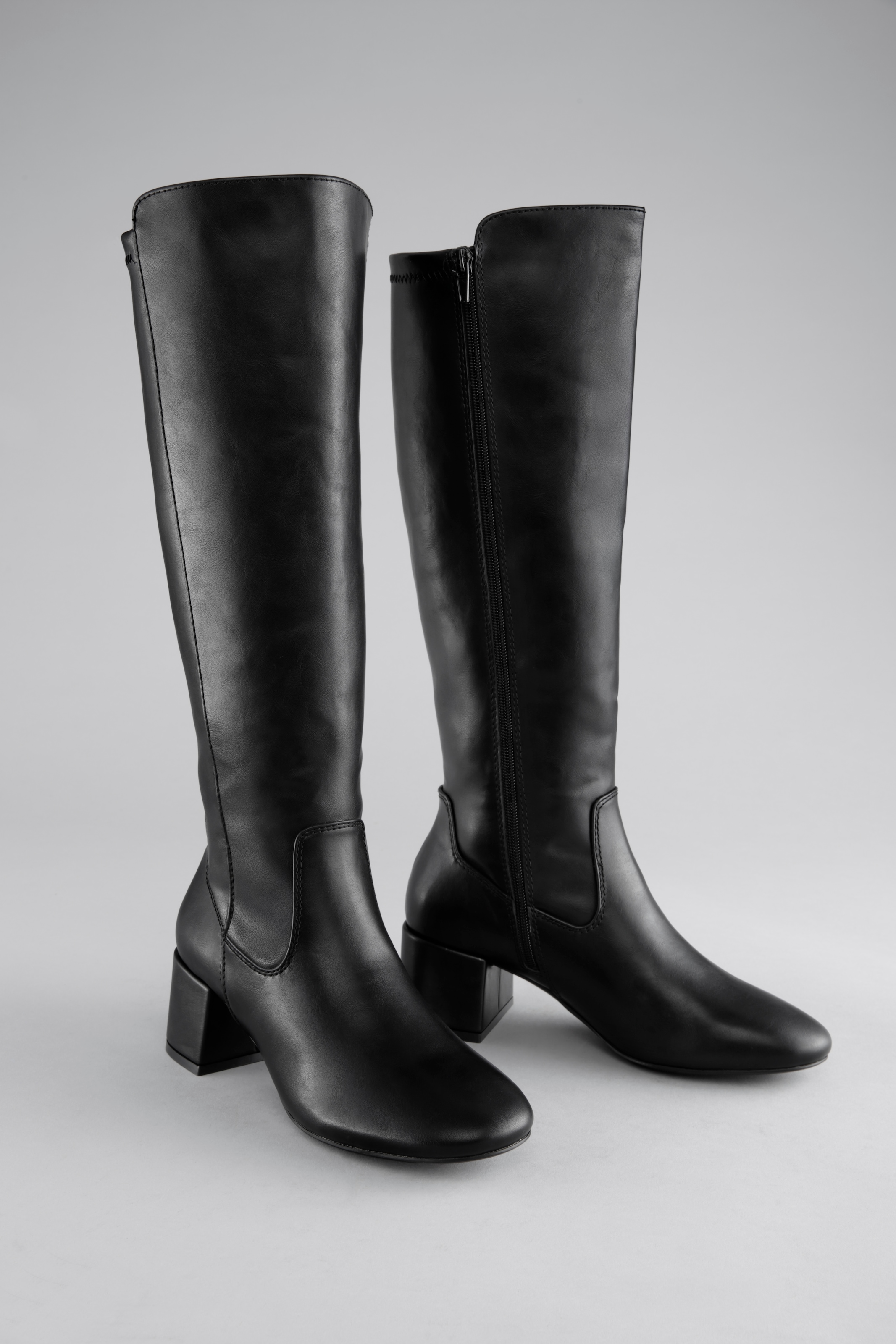 Image of Aniston SHOES Stiefel Stiefelette, Schnürboots, Blockabsatz