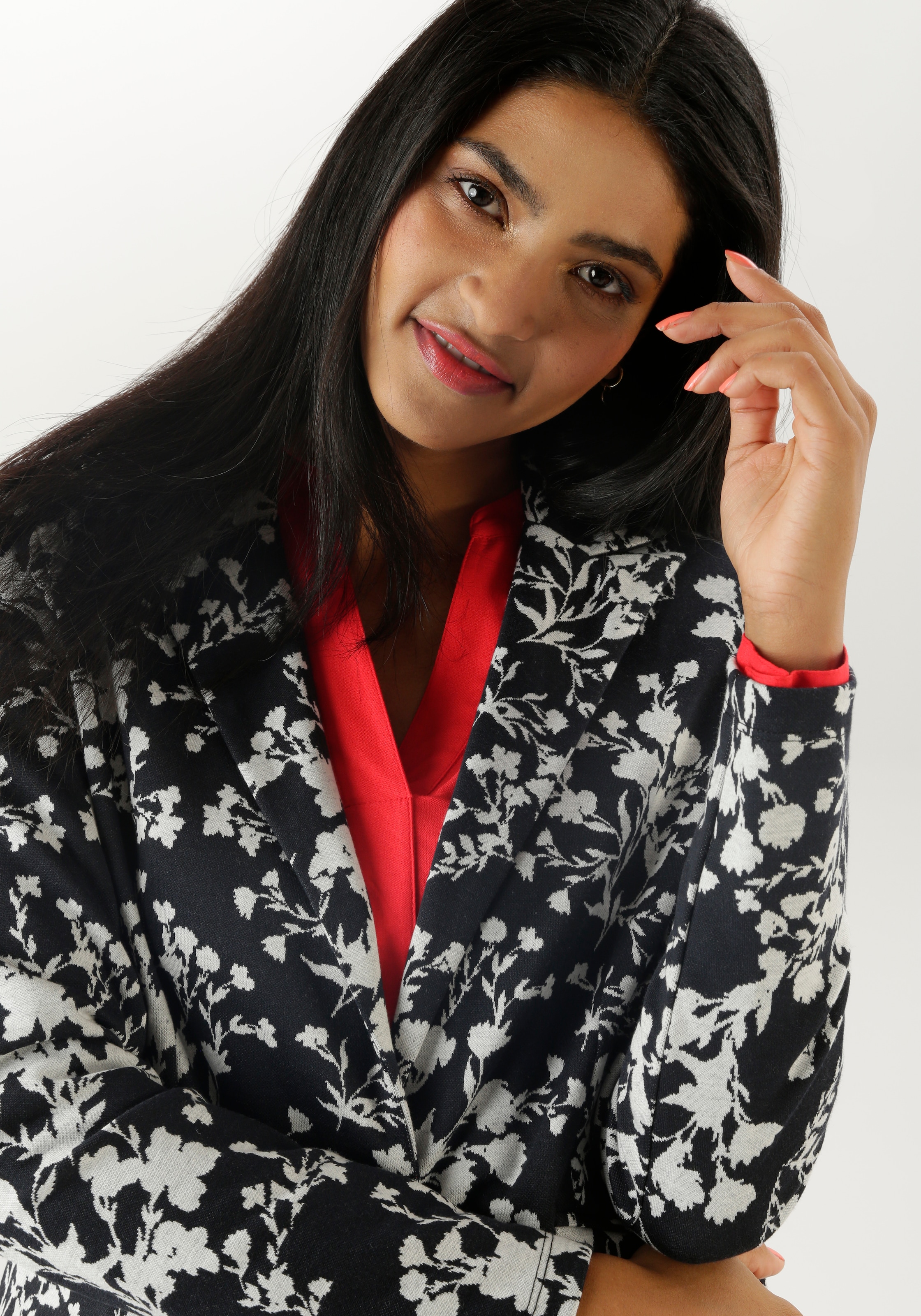 Aniston SELECTED Longblazer, mit abstrakter, floraler Musterung