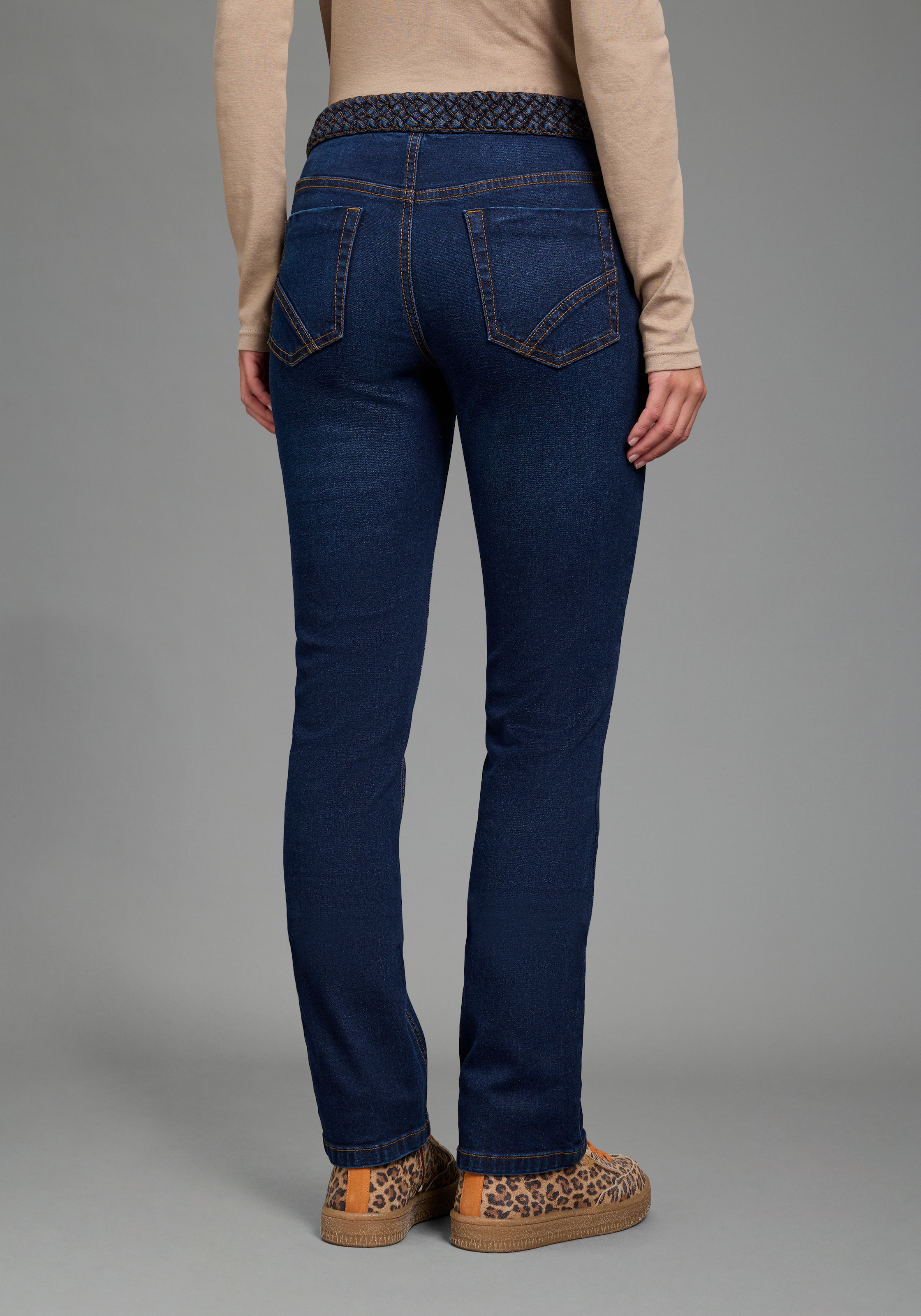 Arizona »mit Jeansgürteloptik« coupe droite Straight-Fit, jambe droite, taille normale