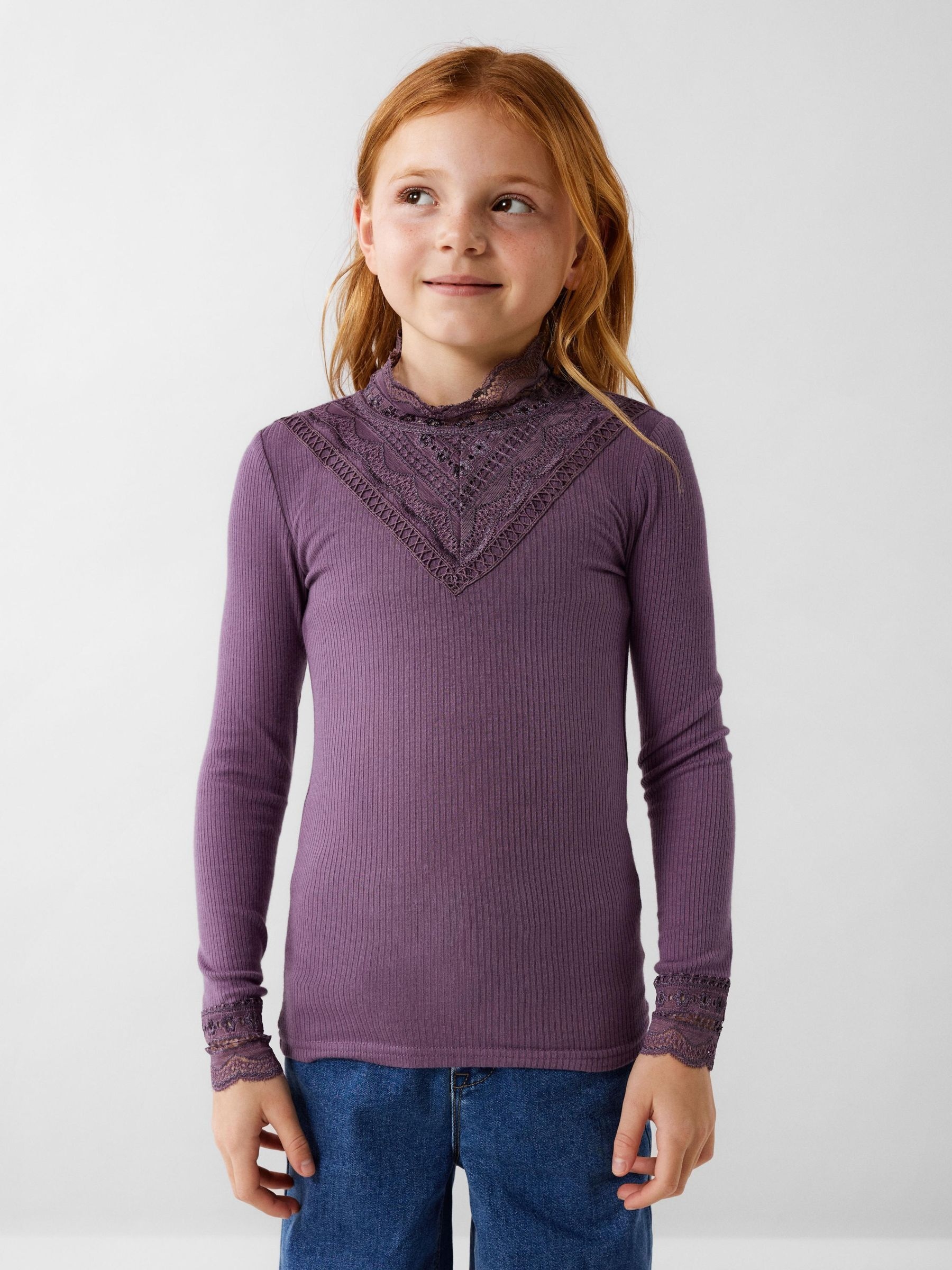 Image of Name It Langarmshirt "NKFNURI LS XSL TOP NOOS" mit tollen Spitzendetails