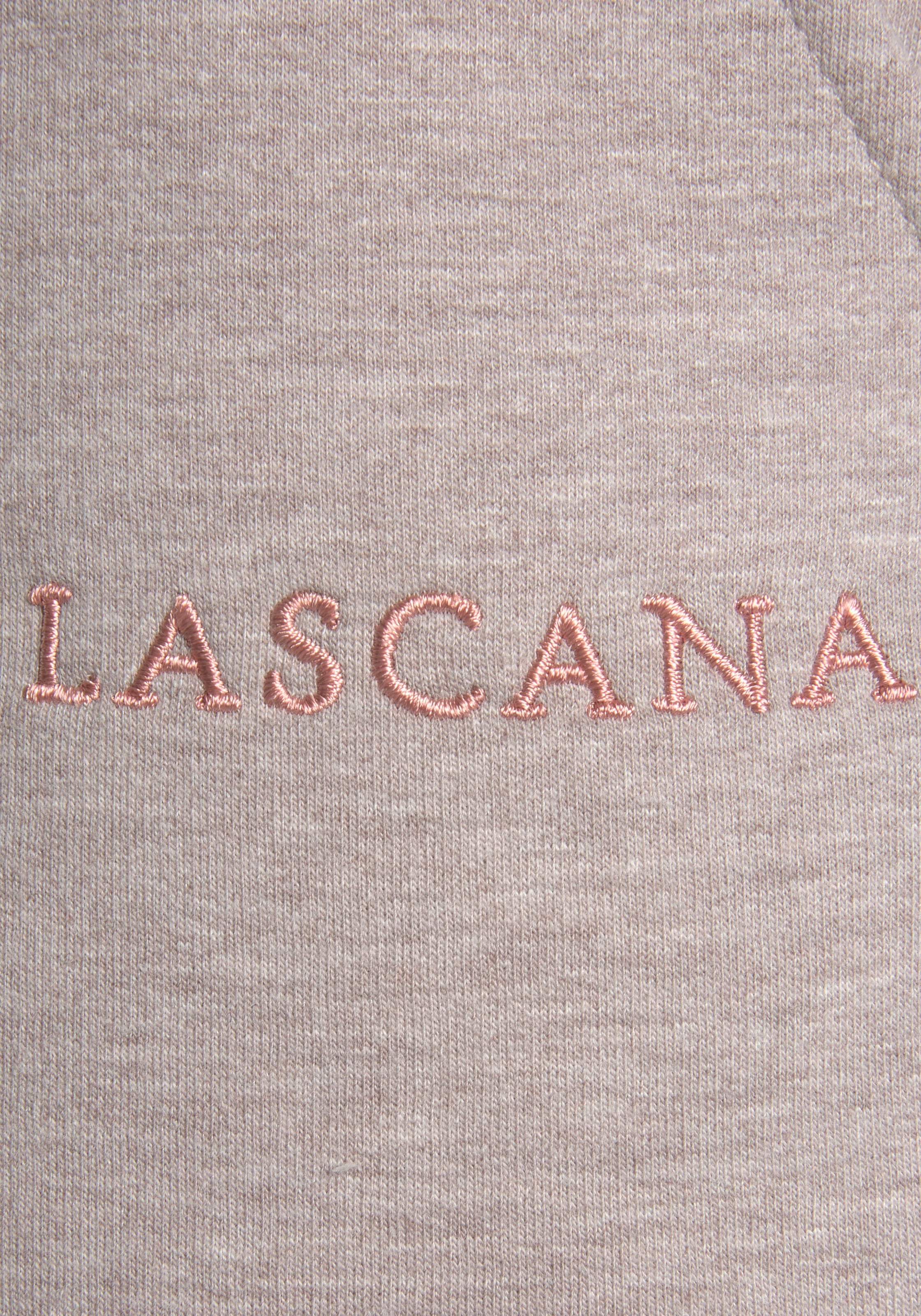 LASCANA Sweatshorts, mit Logostickerei, Loungeanzug