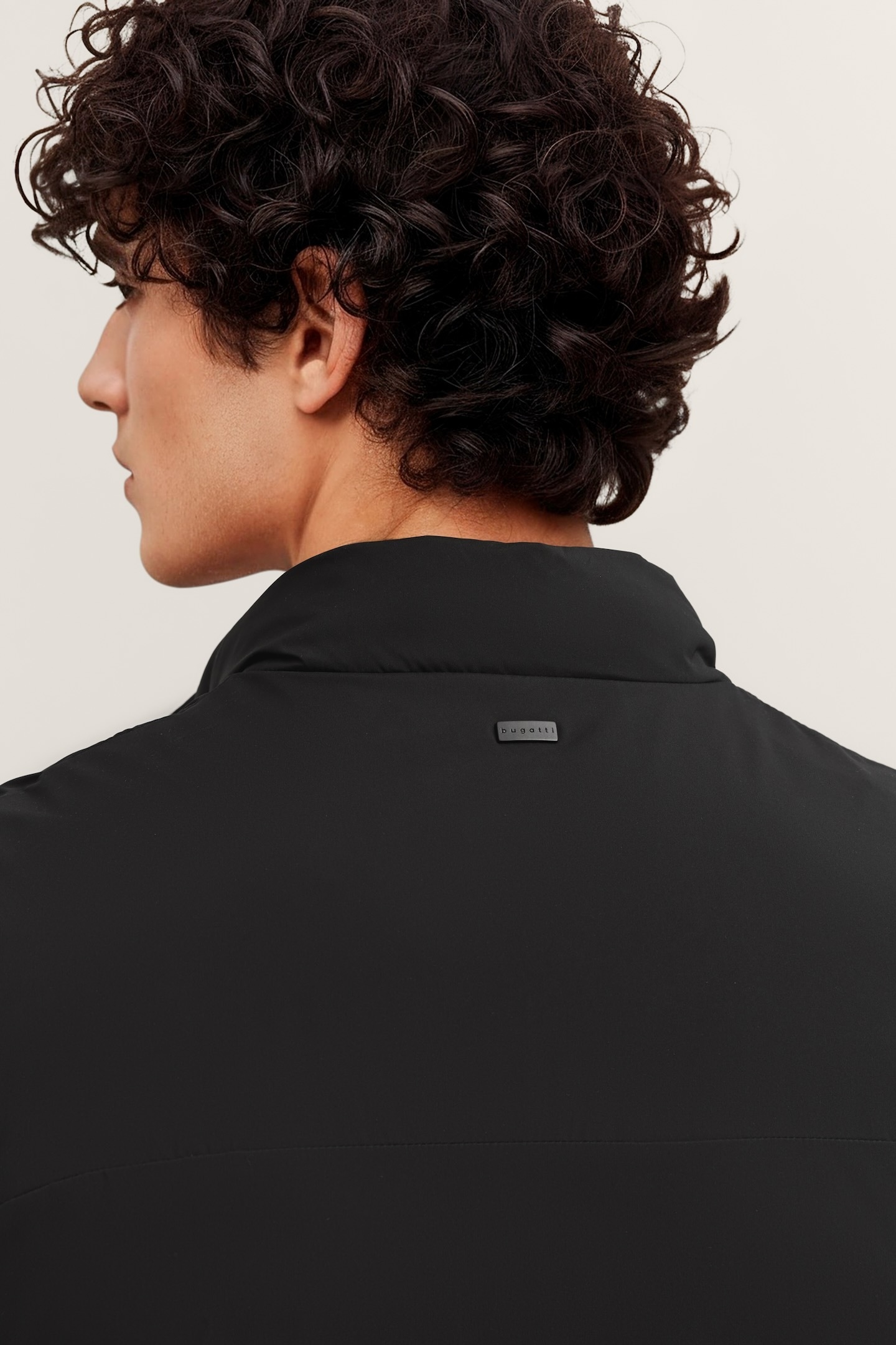 bugatti Gilet fonctionnel »Drei Heizstufen« mit Powerbank-Anschluss