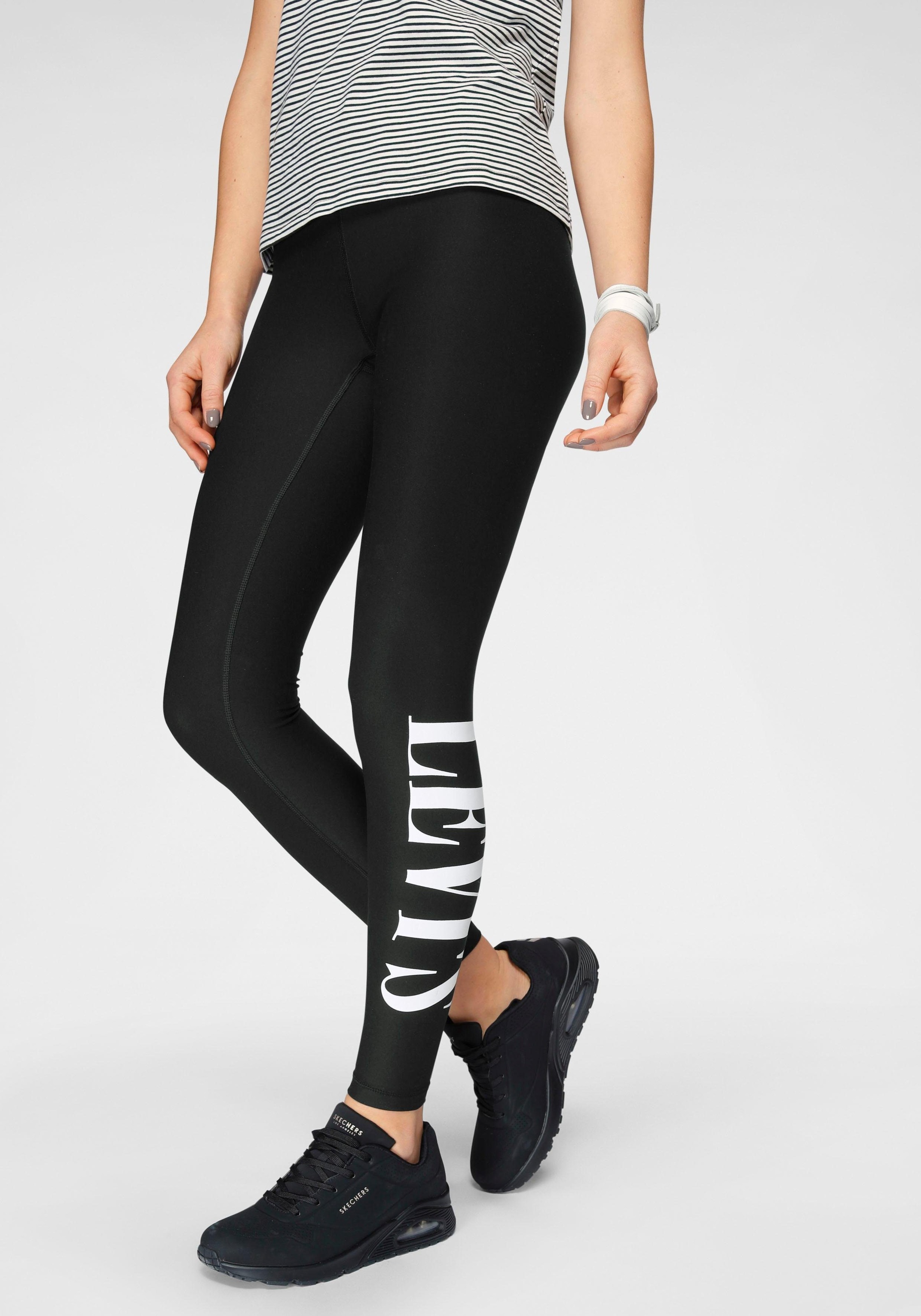 Image of Levi's® 7/8-Leggings »LOGO LEGGING«, mit Levis - Logoschriftzug seitlich bei Ackermann Versand Schweiz