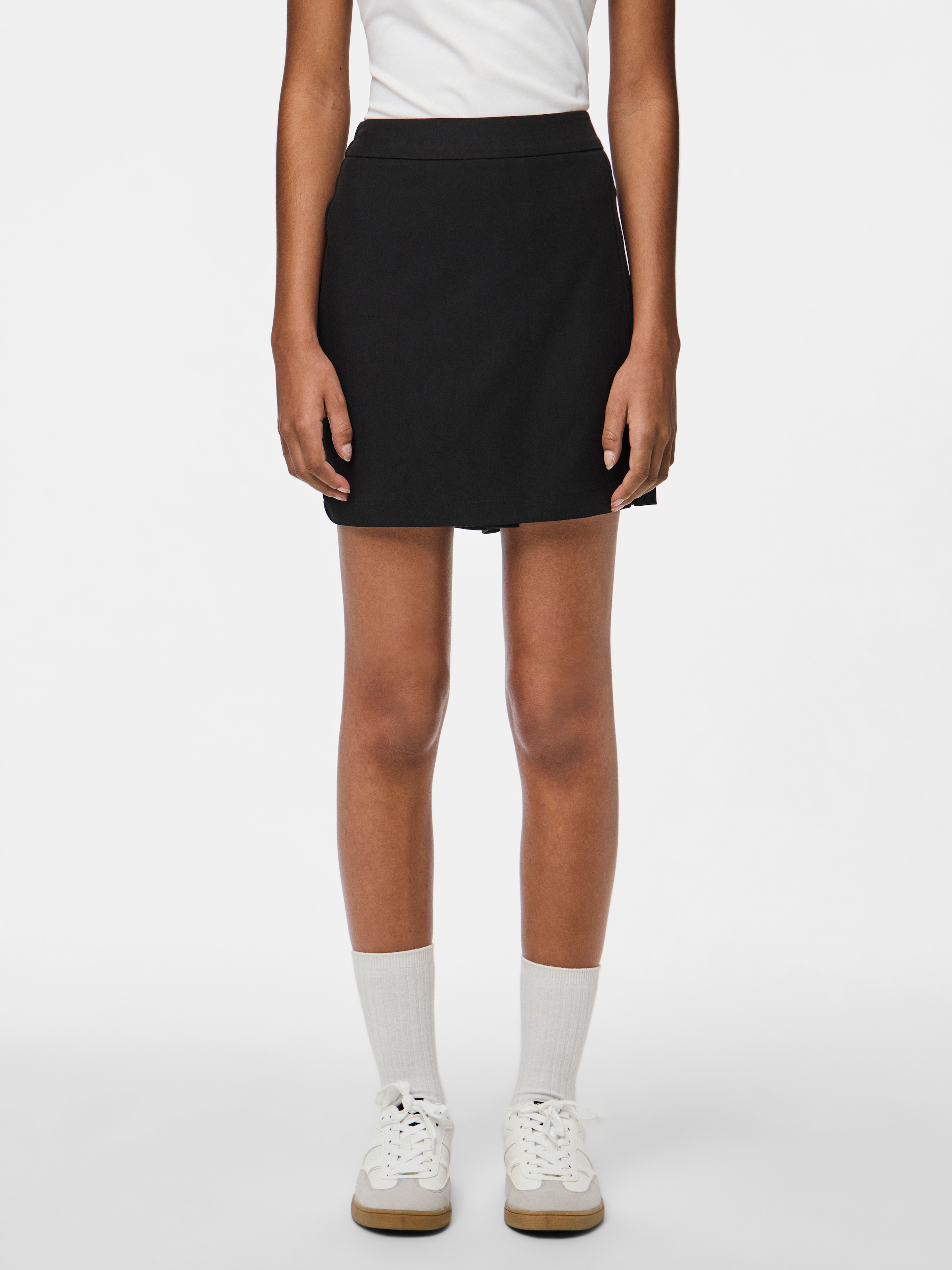 Image of pieces Shorts "PCBOSELLA HW SKORT NOOS BC"