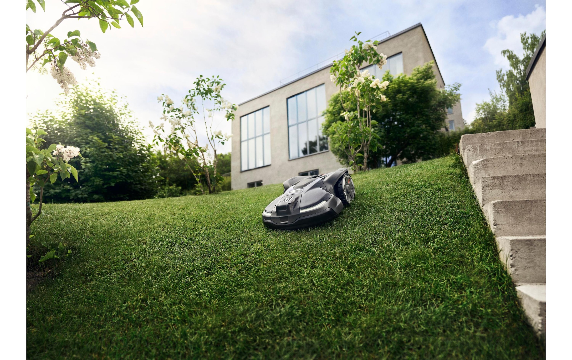 Husqvarna Rasenmähroboter »Automower 430X NERA, 3200 m²«  Automatischer Rasenmäher mit LED Scheinwerfern