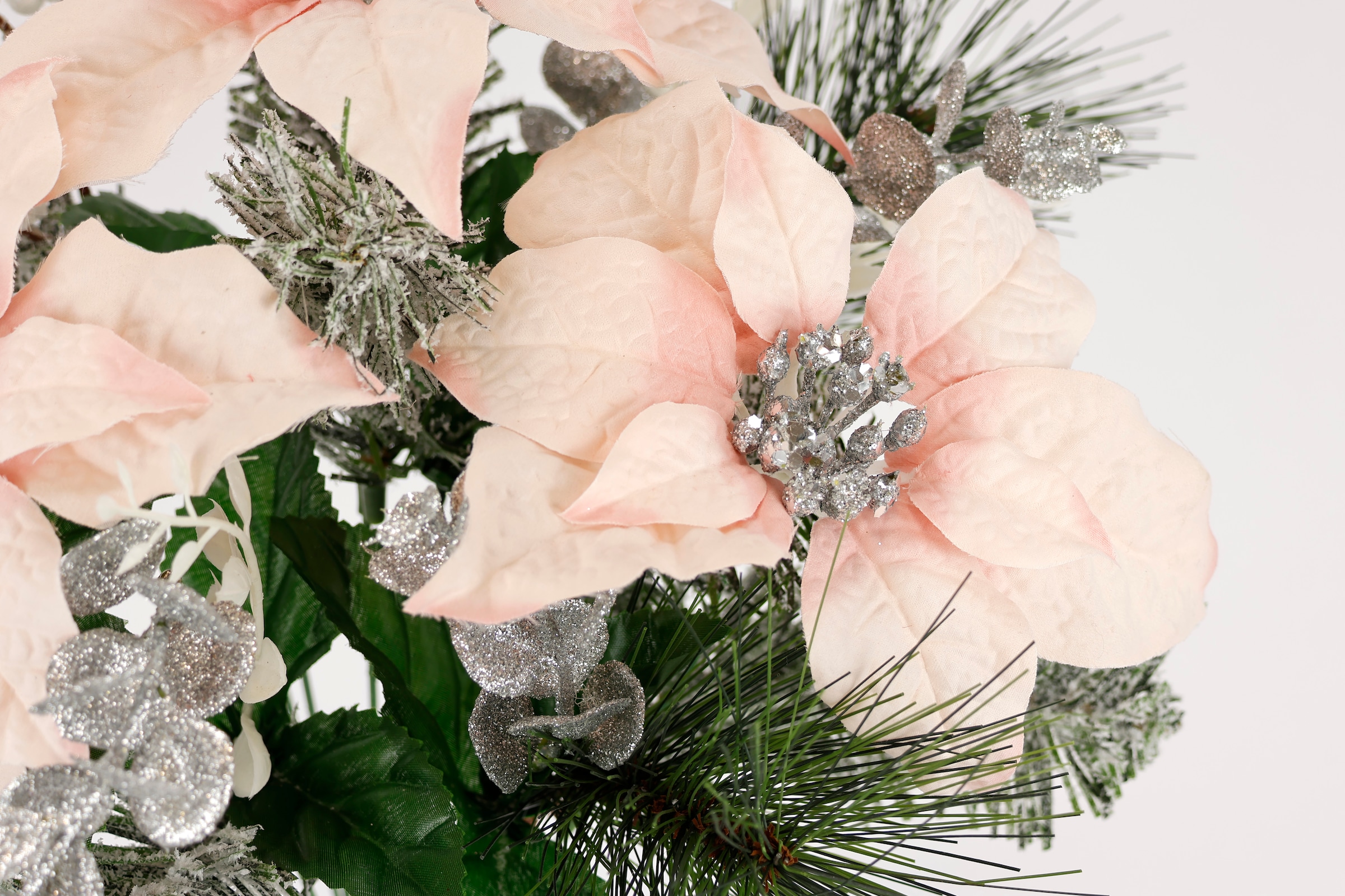 I.GE.A. Kunstblumenstrauss »Bouquet Poinsettia mit Tannenzweigen«, 2er Set Eukalyptus Baumwolle Adventsdeko Weihnachtsdeko Christstern