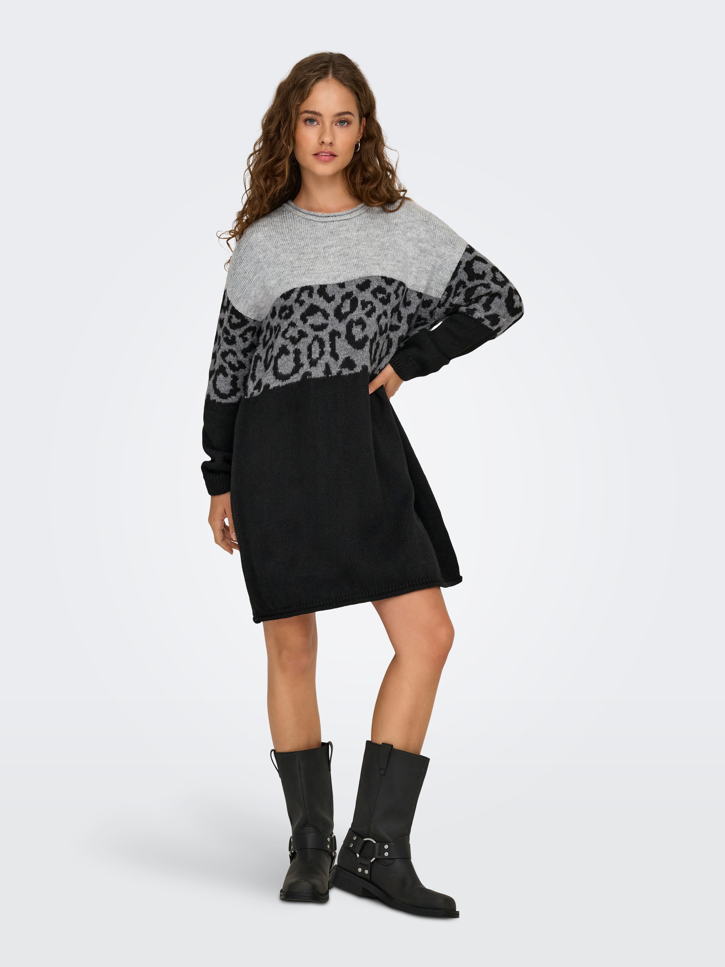 ONLY Robe en tricot »ONLJADE PATTERN LS O-NECK DRESS RP KNT« Kunstfaser, regular fit