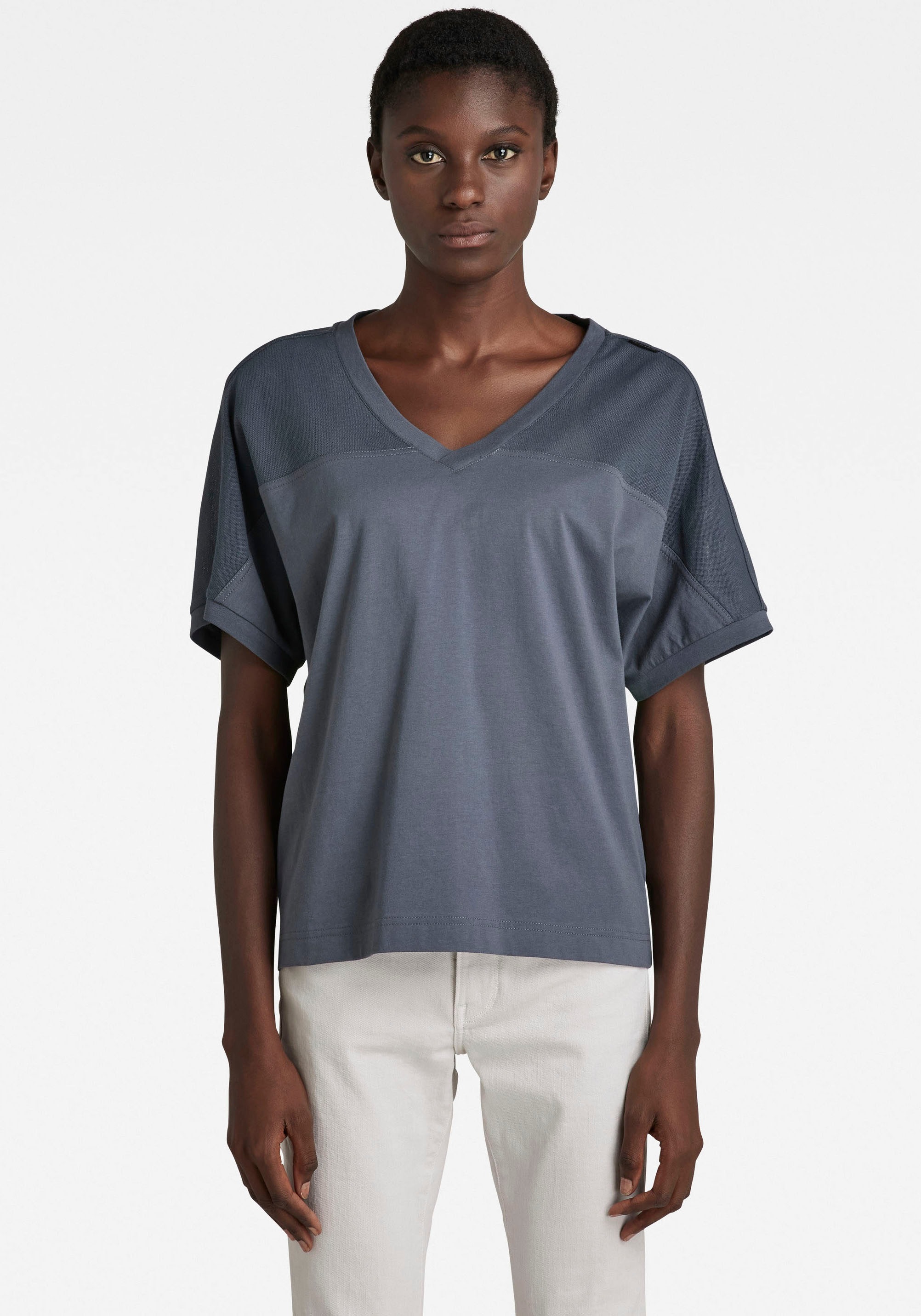 Image of G-Star RAW T-Shirt »T-Shirt Mesh mix loose v t«, mit kleinem Logobadge im Nacken bei Ackermann Versand Schweiz