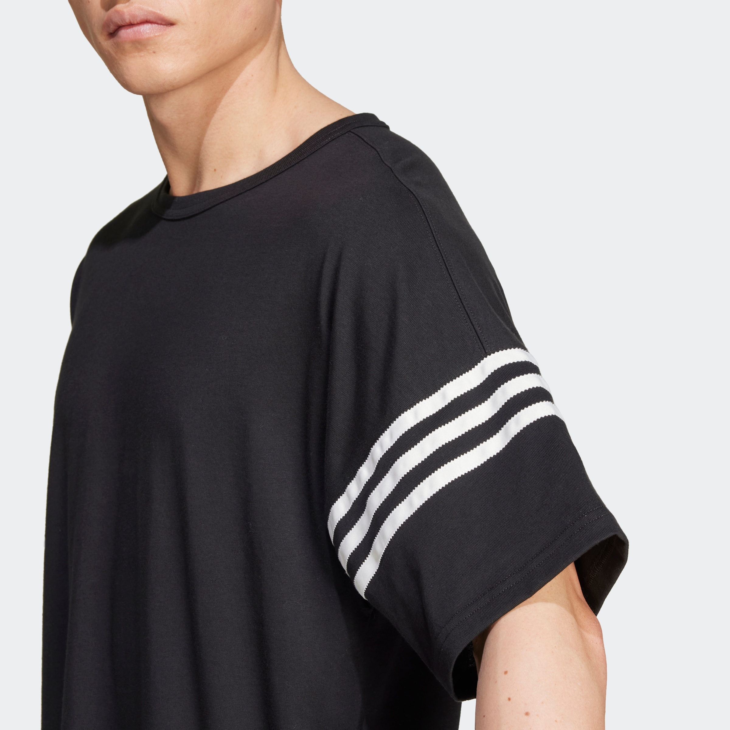 adidas Originals T-Shirt »NEU C TEE«