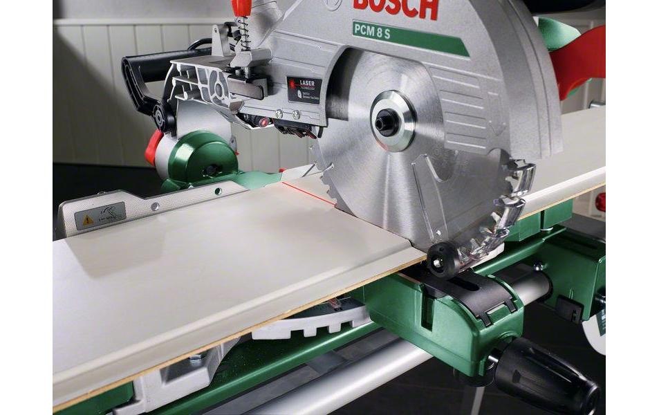 BOSCH Kapp- und Gehrungssäge »PCM 8«