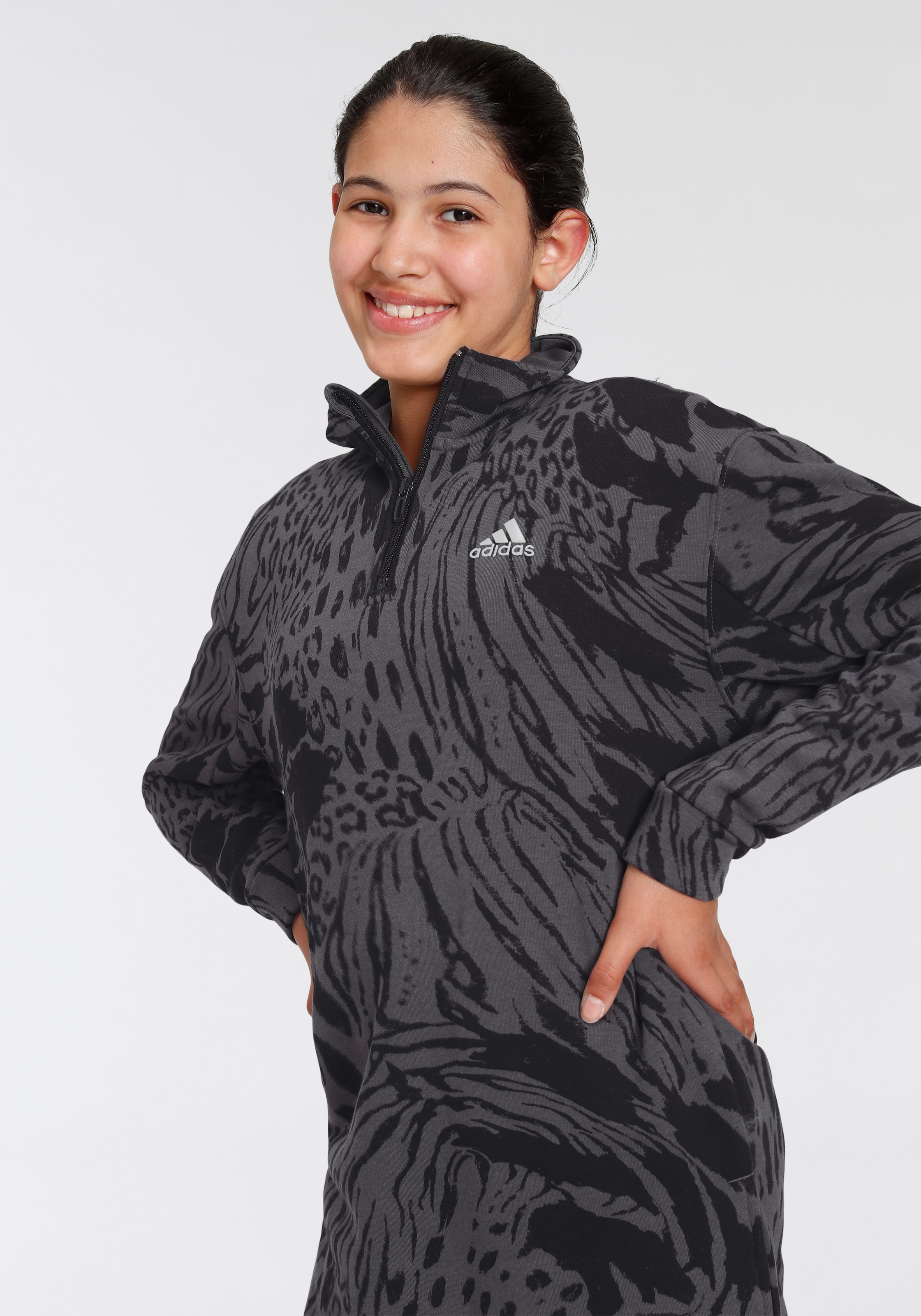 LOOSE en ligne ICONS Acheter PRINT KLEID« HYBRID ✌ Sweatkleid HALF-ZIP »FUTURE ANIMAL Sportswear COTTON adidas
