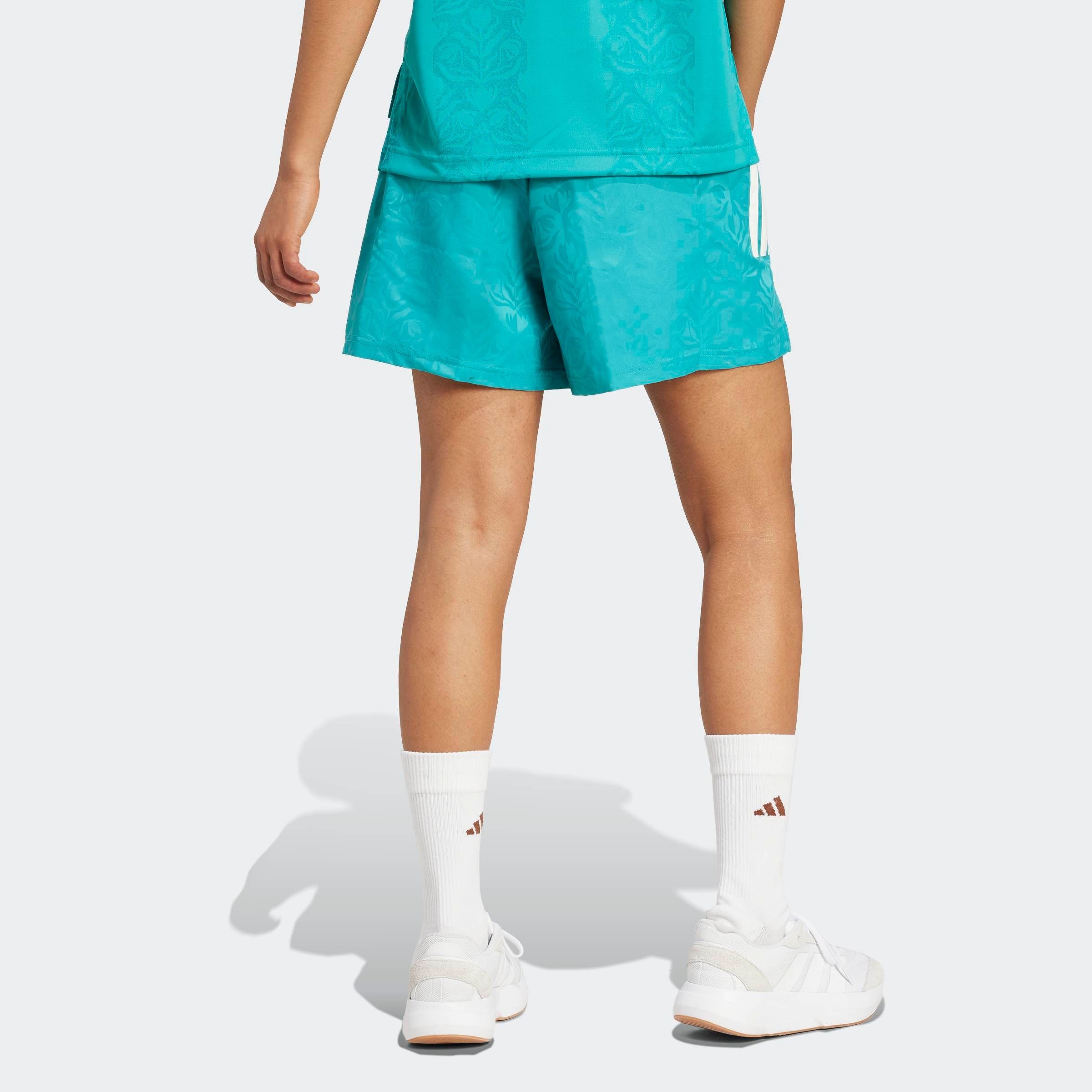 adidas Sportswear Shorts »W TIRO Q3 SH«, (1 tlg.)