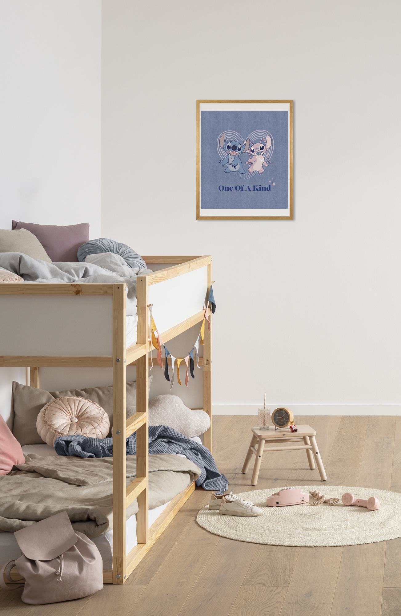 Image of Komar Bild "Stitch One of a Kind" Disney 1 Stk. tlg. Wandbild zur Dekoration im Kinderzimmer - ohne Rahmen