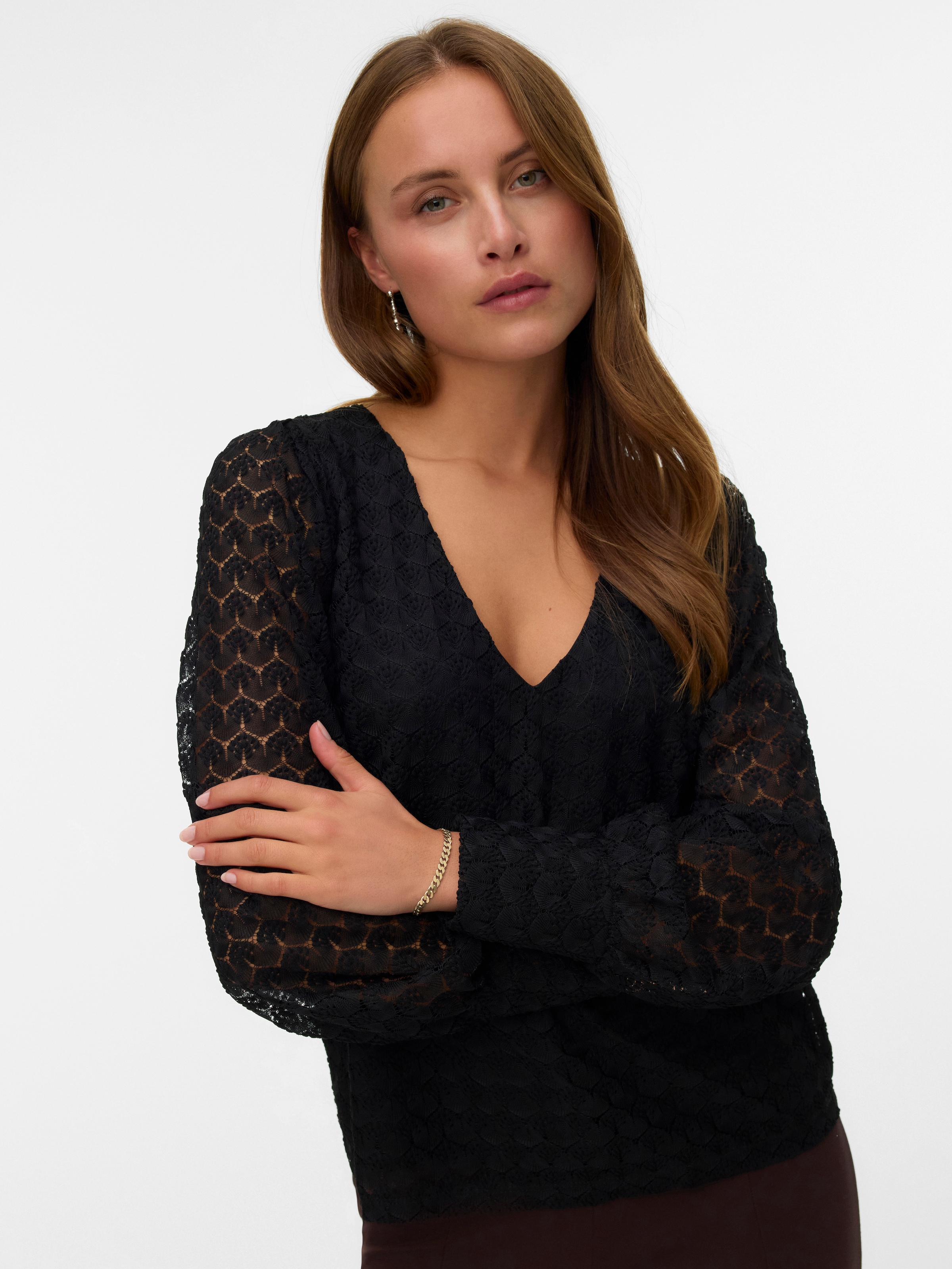 Image of Vero Moda Langarmshirt "VMBECCA LS V-NECK LACE TOP JRS NOOS"
