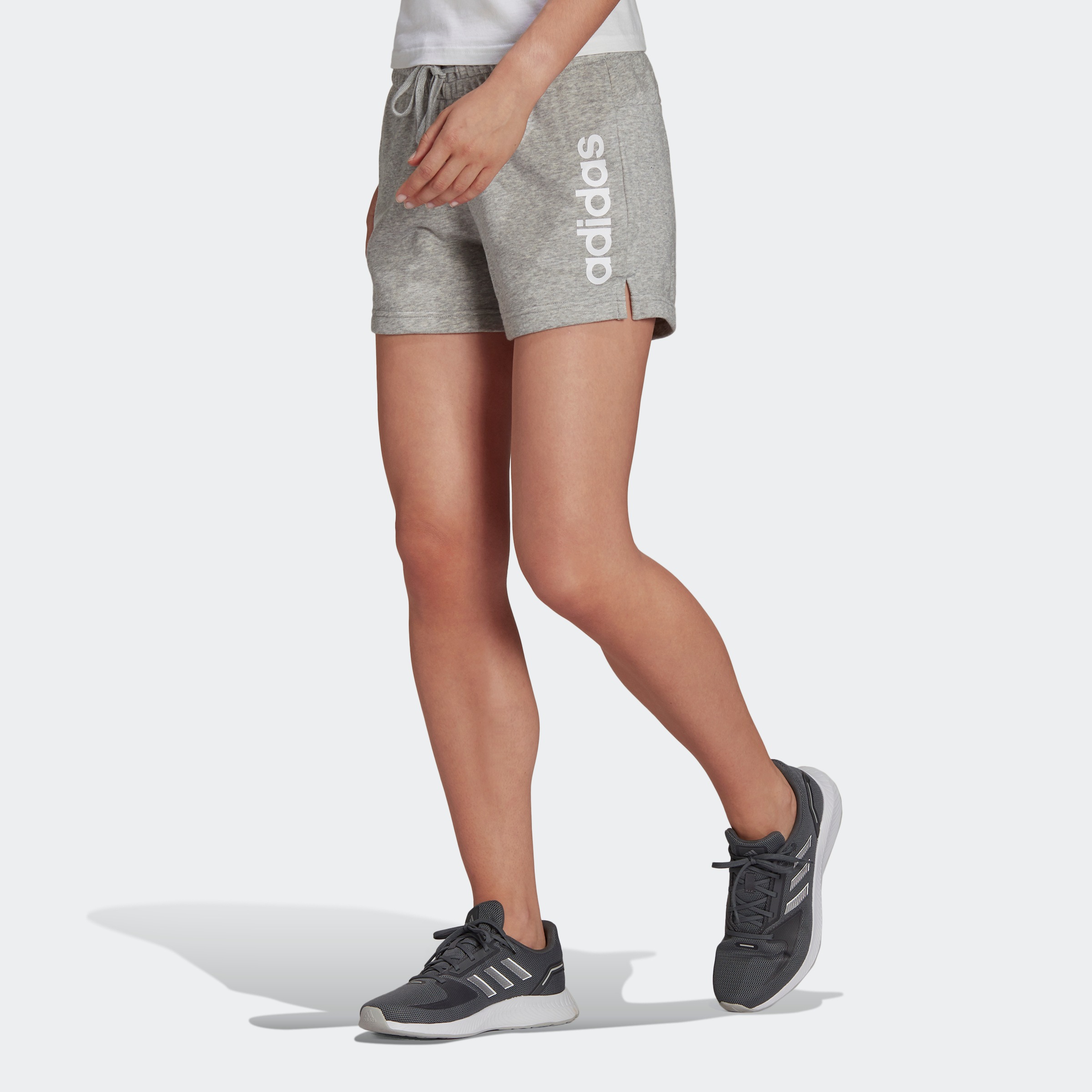 Image of adidas Performance Shorts »ESSENTIALS SLIM LOGO« bei Ackermann Versand Schweiz