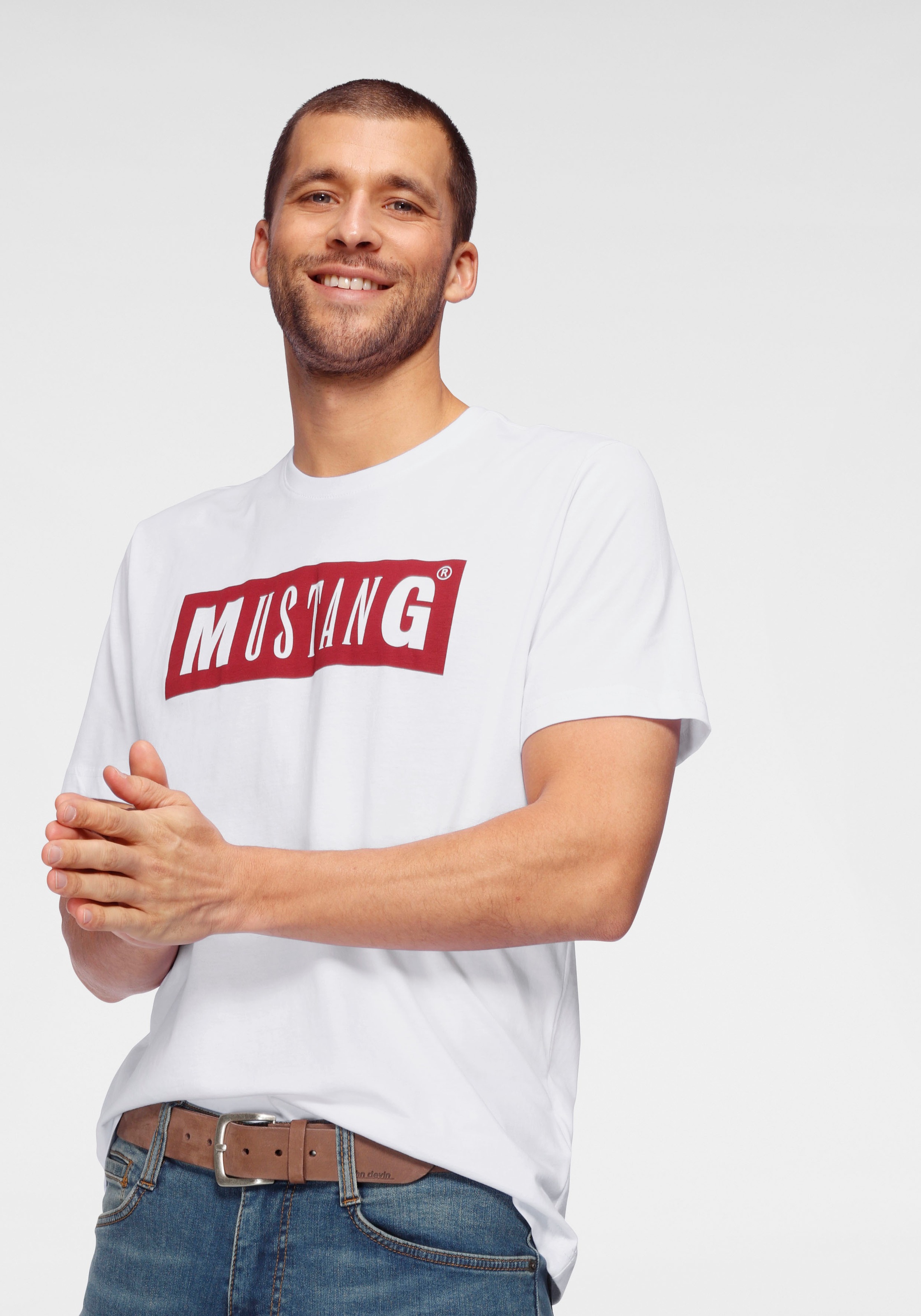 Image of MUSTANG T-Shirt, mit Logofrontprint bei Ackermann Versand Schweiz