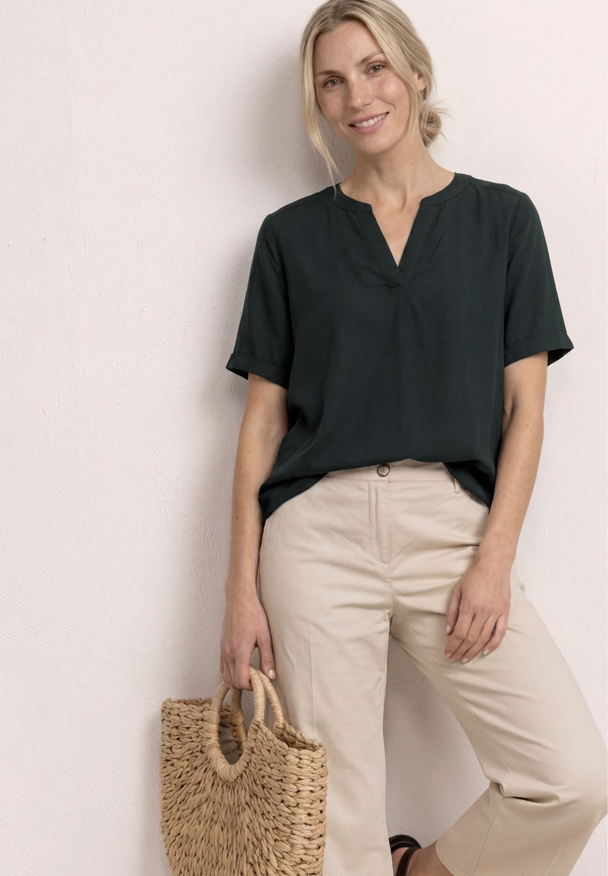 Image of STREET ONE Kurzarmbluse Blusenshirt in Unifarbe mit Split Neck
