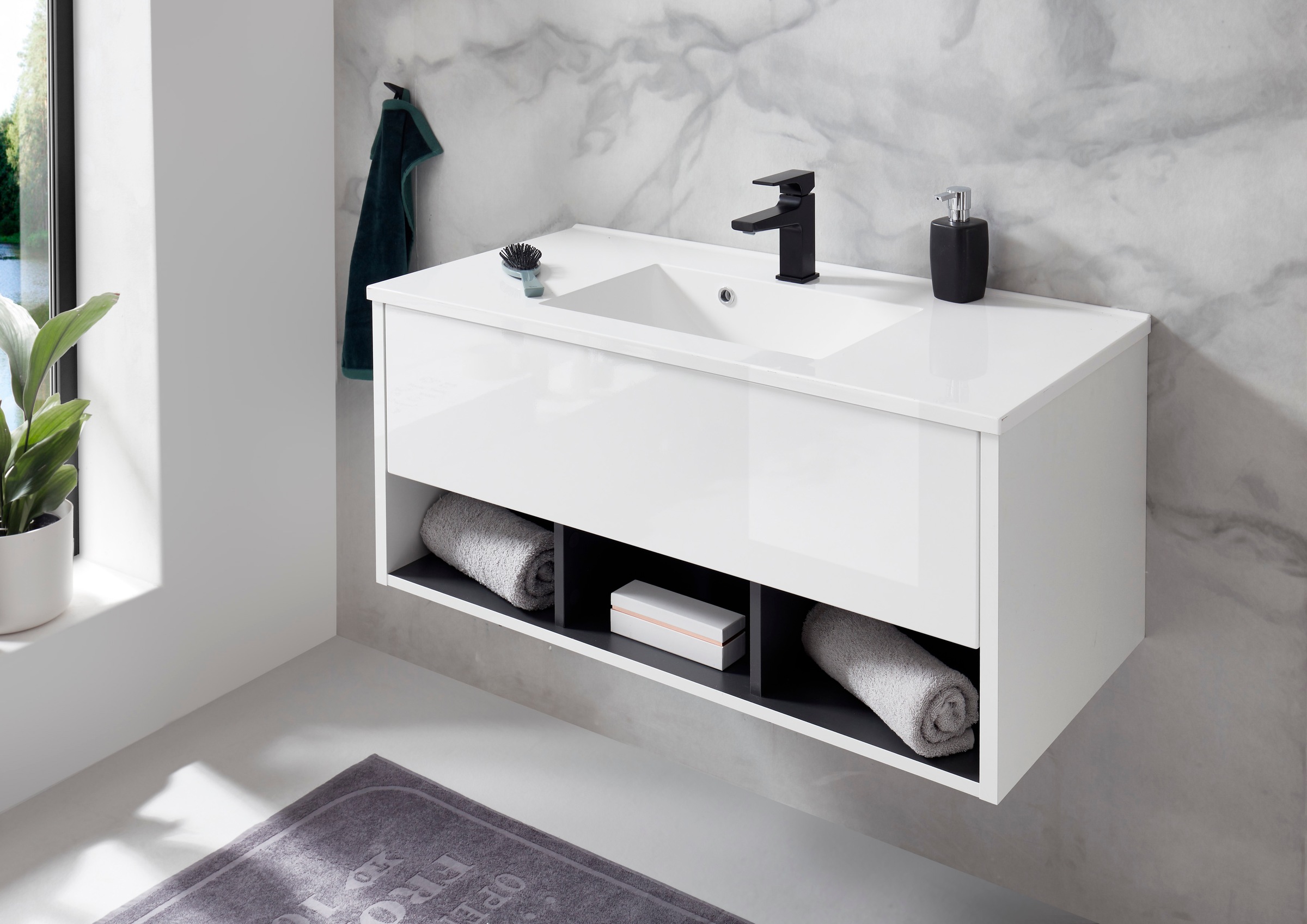 Places of Style Badmöbel-Set »Studio Line, Bad im modernen Design, 2-teiliges Badezimmer«, (2 St.), Waschtisch und Spiegel, in zwei Farben verfügbar, viel Stauraum