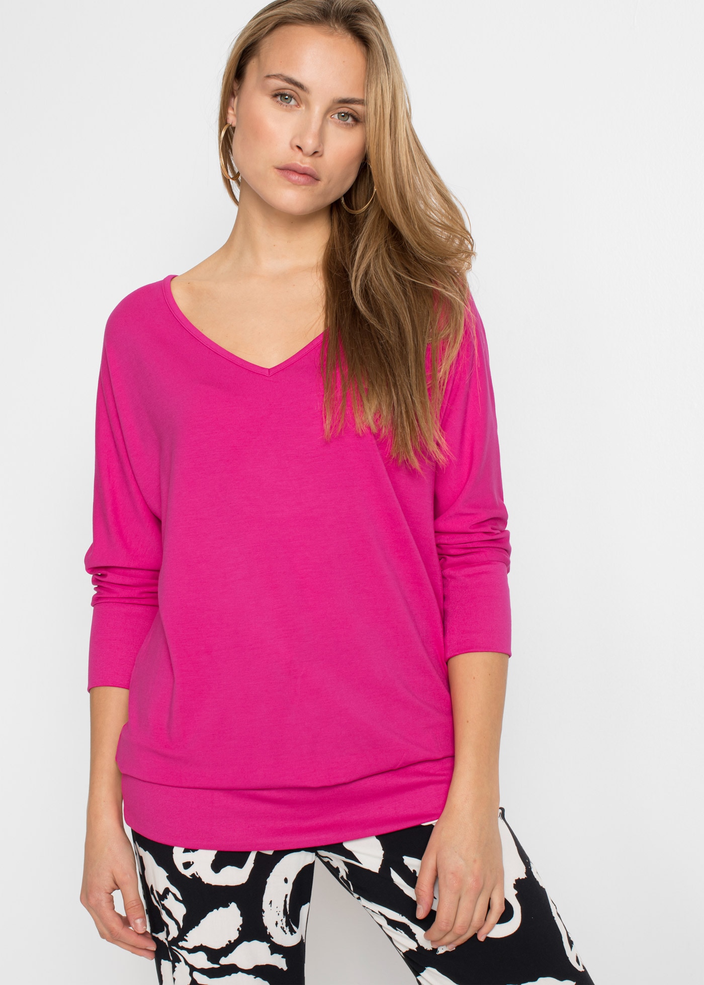 Image of bonprix Oversize-Shirt "Oversized-Shirt aus fliessender Viskose" weite Passform, 3/4-Ärmel, weiter Ausschnitt, aus Viskose