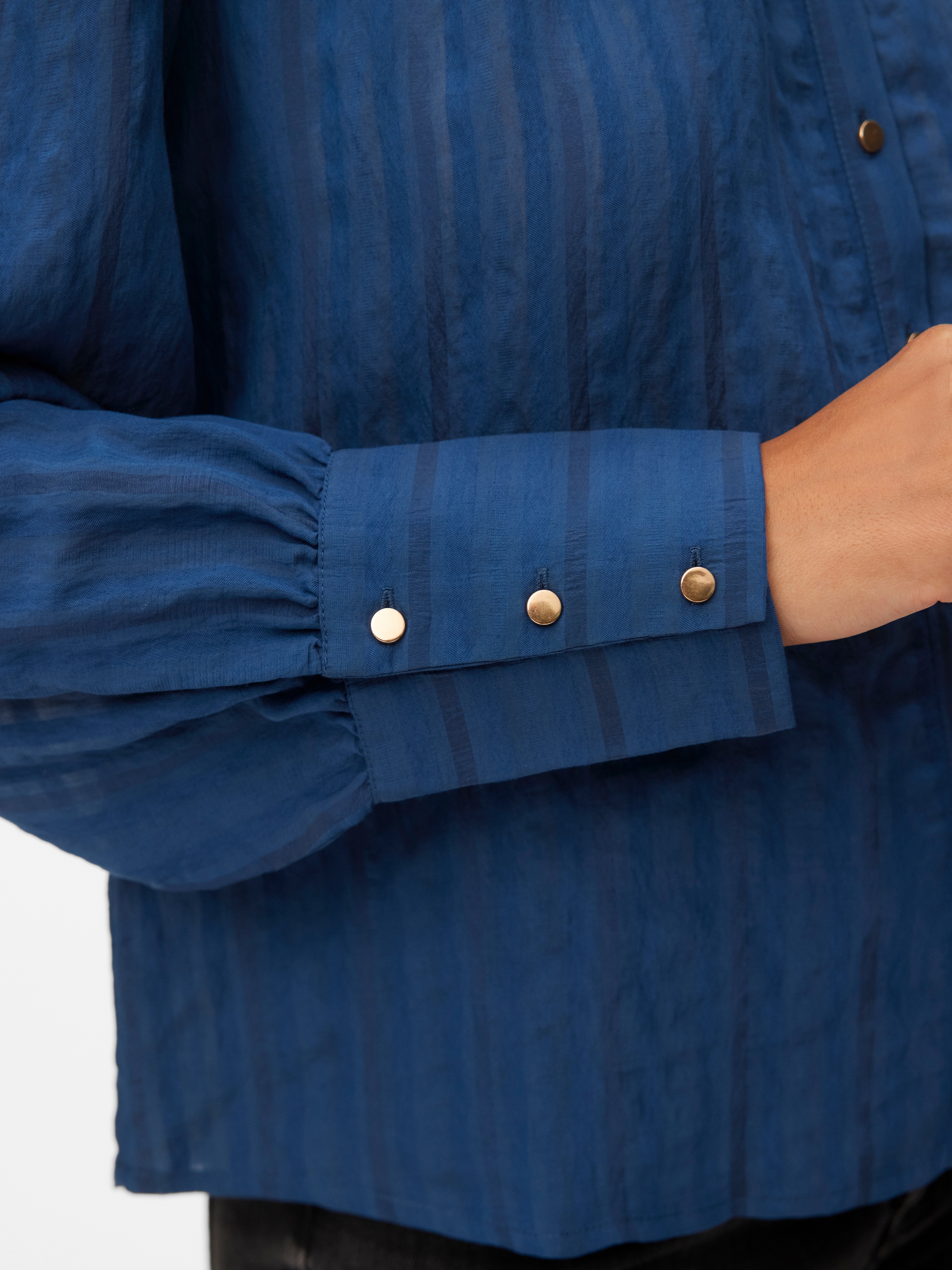 Vero Moda Blouse chemise »VMISELLE L/S SHIRT WVN BTQ« lange Bündchen, Ton-in Ton Streifenmuster